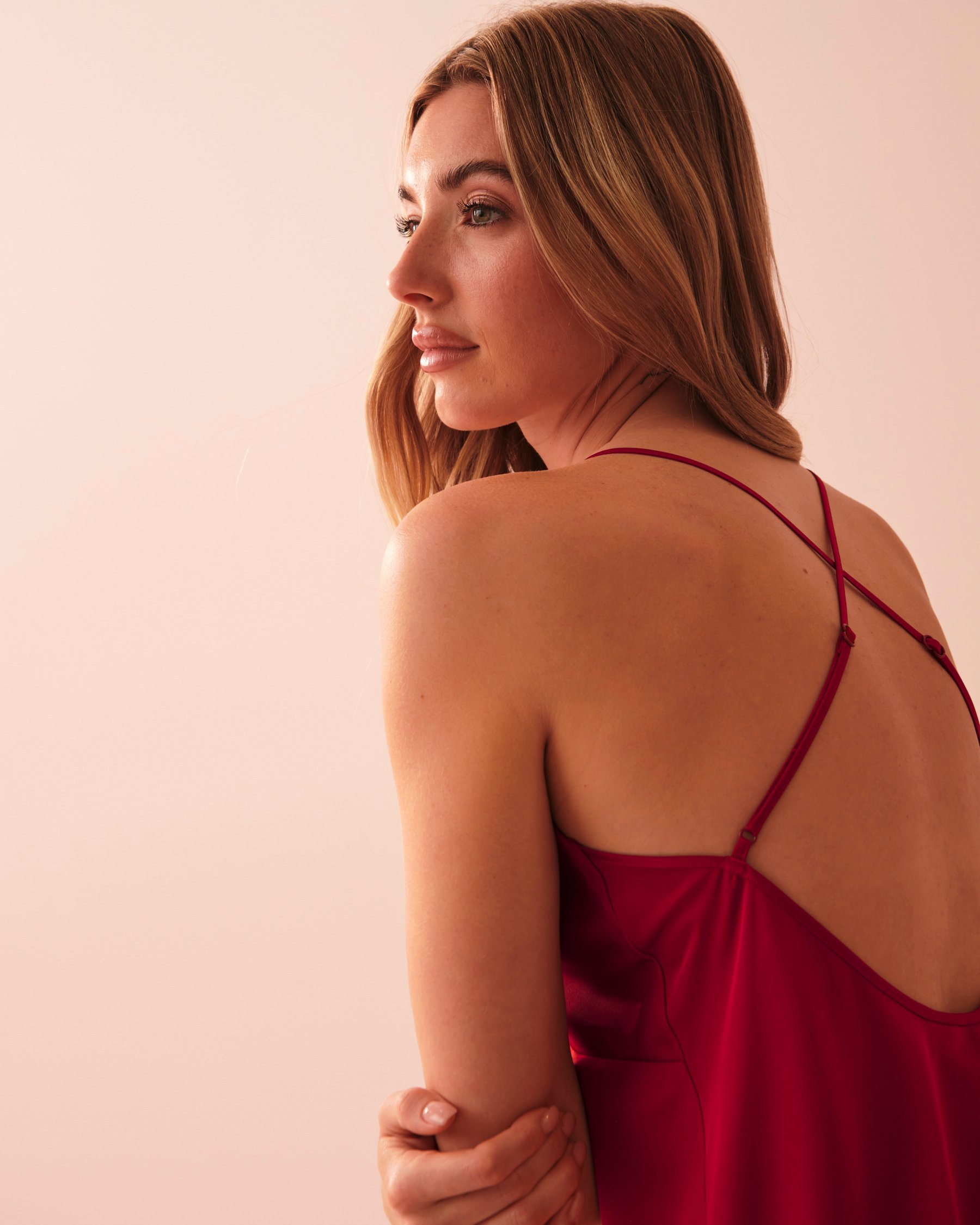 LA VIE EN ROSE Satin Cami Jingle Red 60100083 - View3