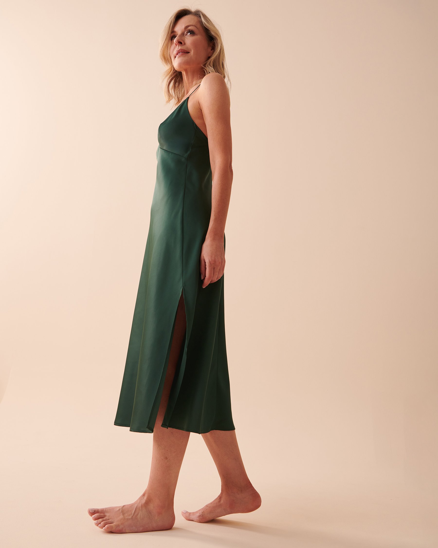 LA VIE EN ROSE Nuisette en satin Vert sapin 60500121 - Voir6