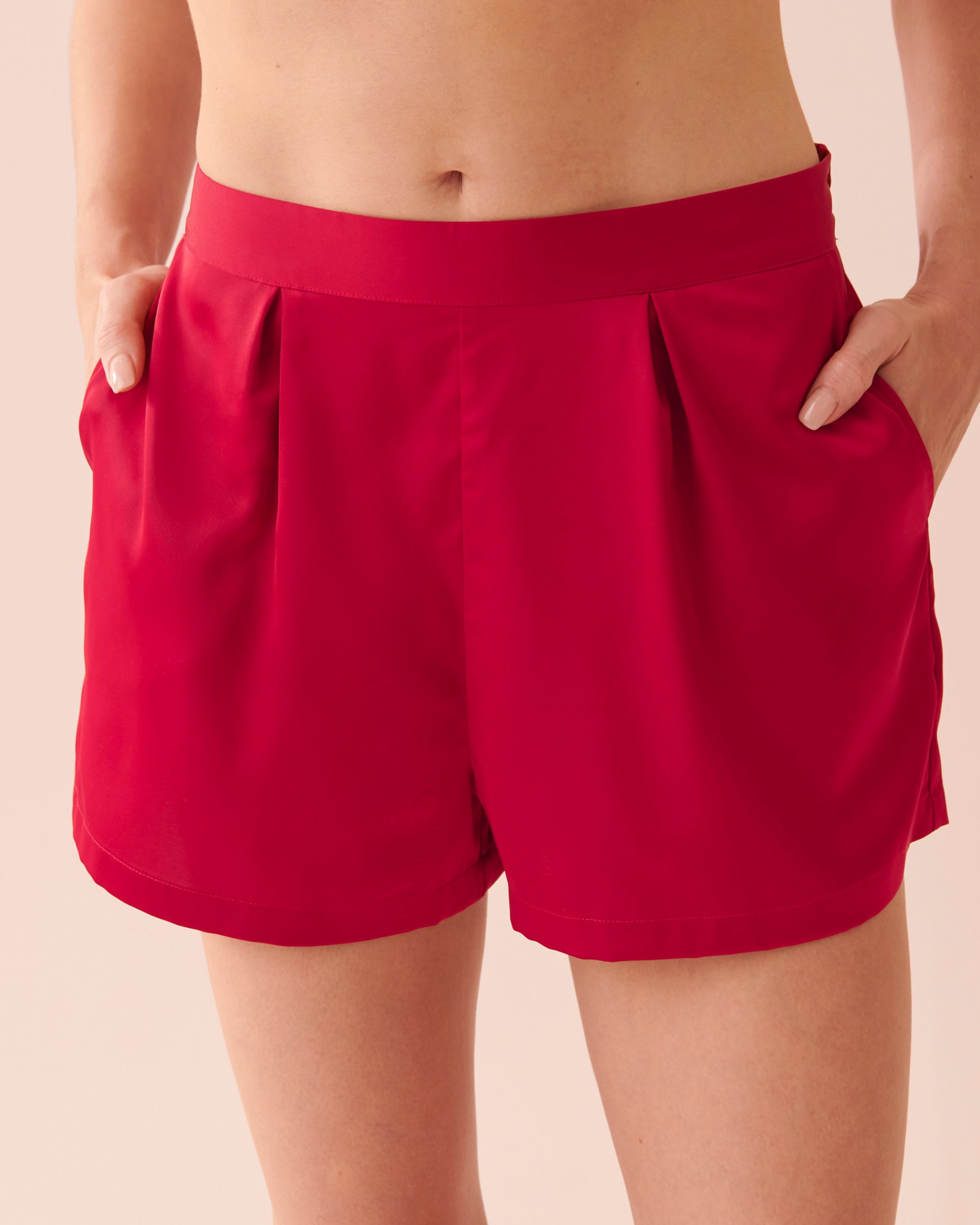 LA VIE EN ROSE Short en satin Rouge festif 60200081 - Voir1