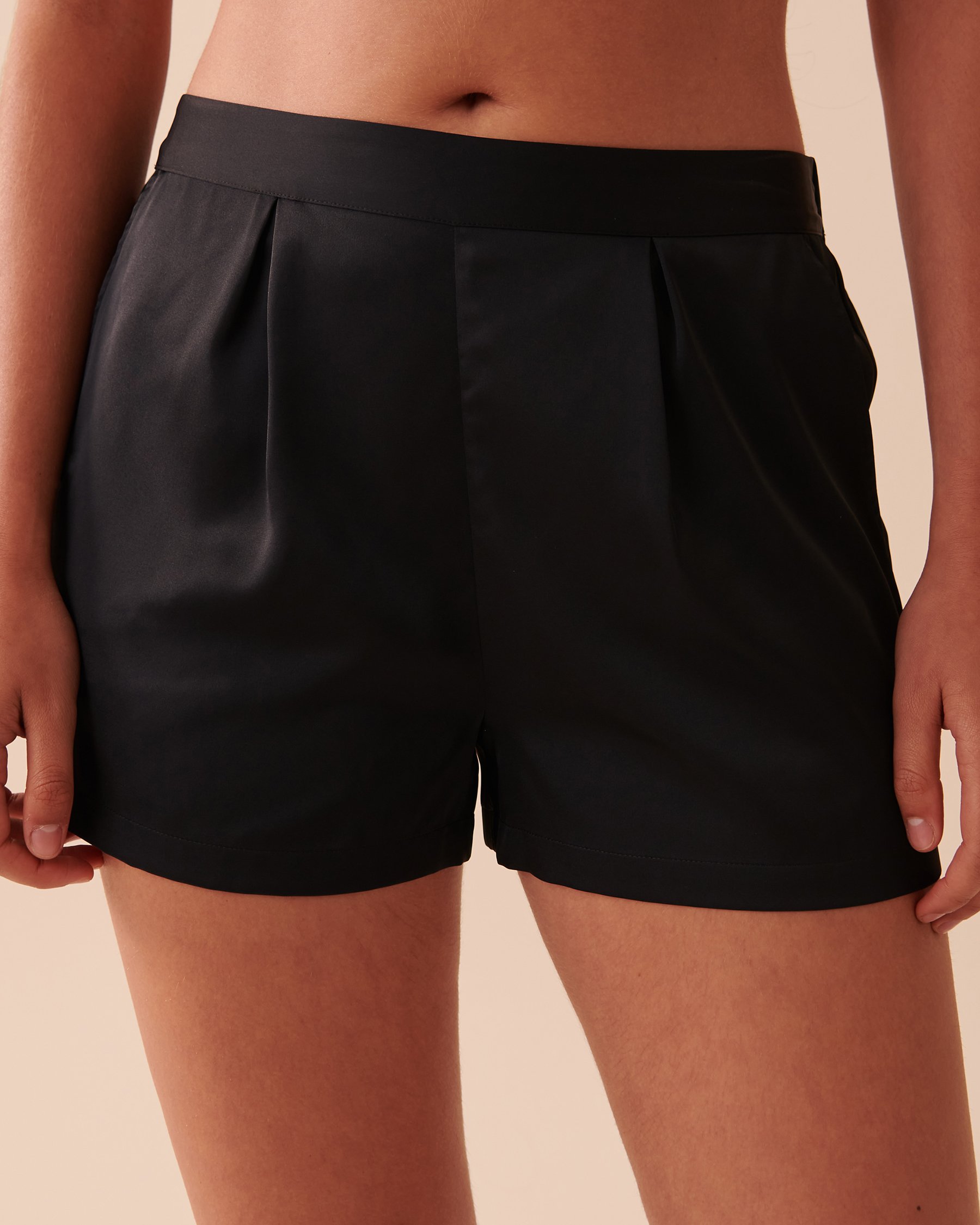 LA VIE EN ROSE Short en satin Nuit étoilée 60200081 - View1