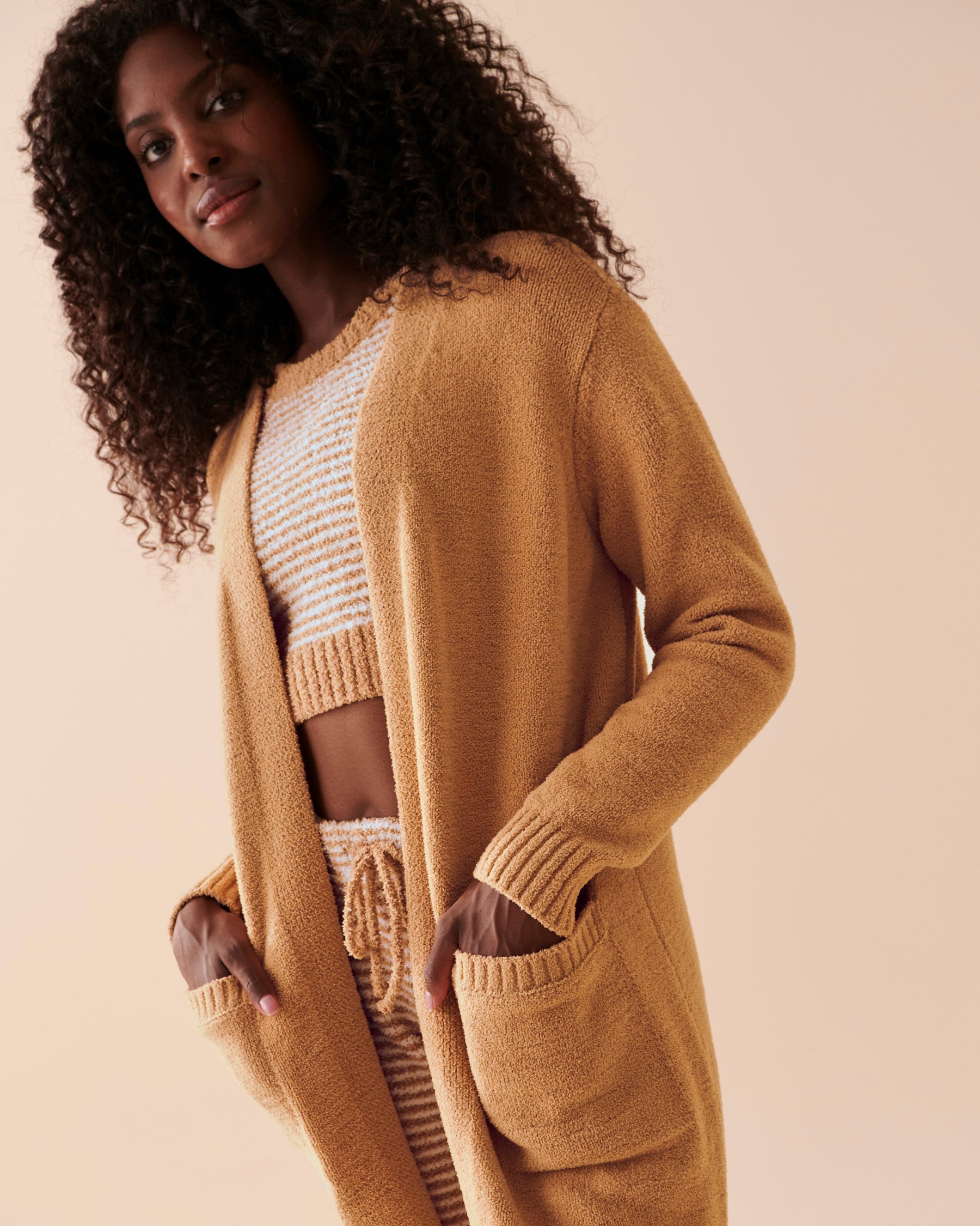 LA VIE EN ROSE Chenille Long Cardigan Salted Caramel 50500010 - View4