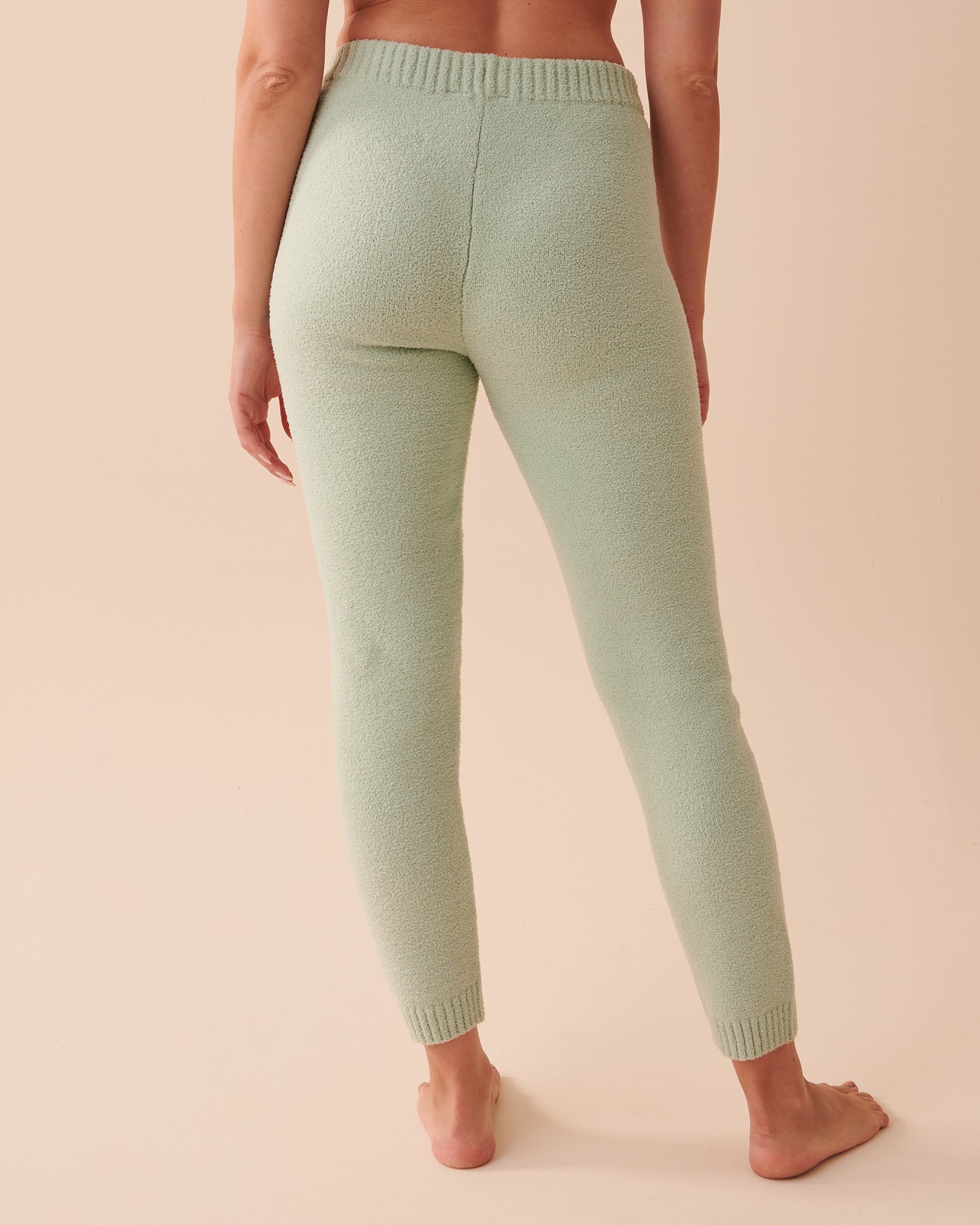 LA VIE EN ROSE Pantalon ajusté en chenille Crème de menthe 50200063 - View4