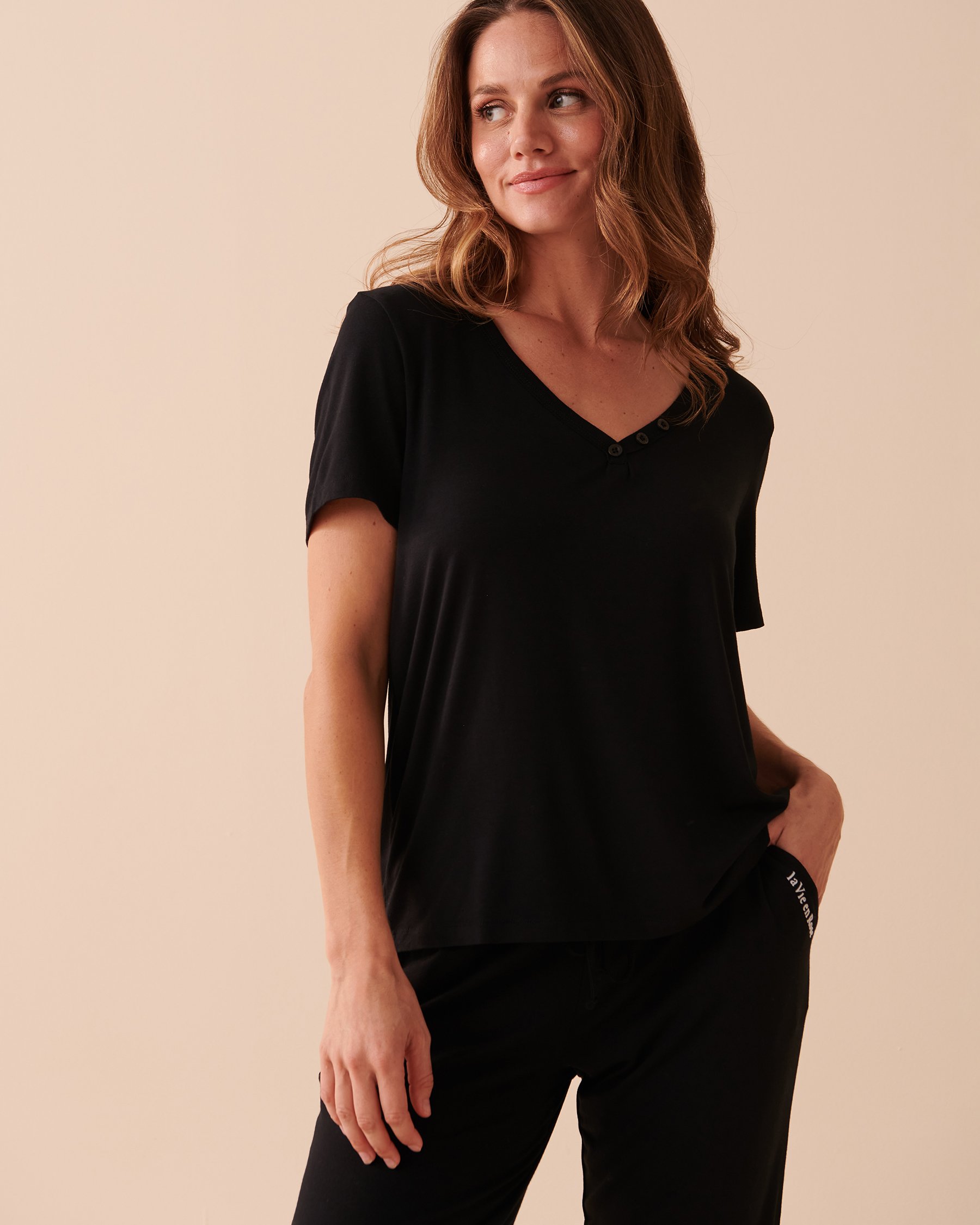 LA VIE EN ROSE Bamboo V-Neck T-Shirt Starry Night 40100513 - View4