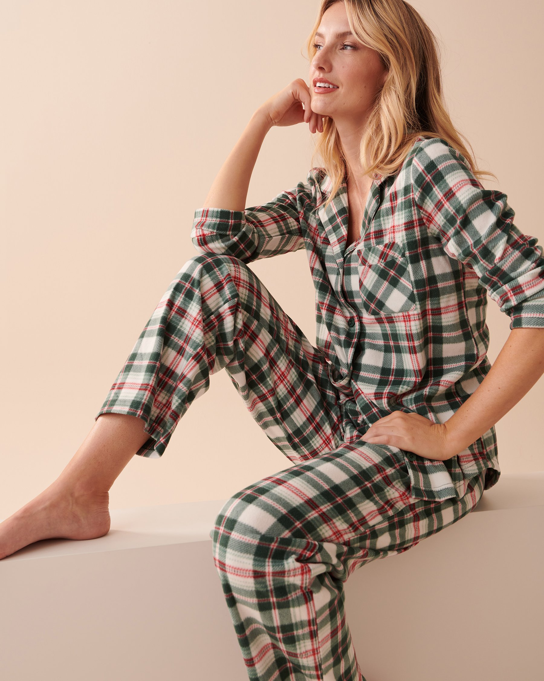 LA VIE EN ROSE Plaid Micropolar PJ Set Green and White Plaid 40400054 - View1