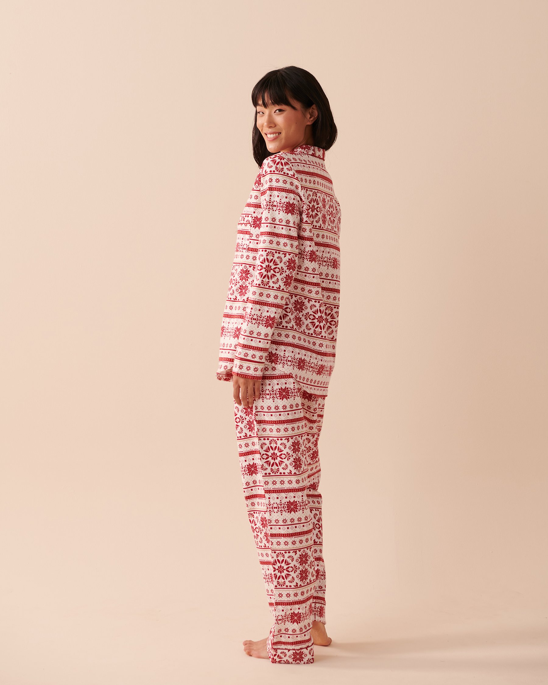 LA VIE EN ROSE Fair Isle Flannel PJ Set Red and White Fair Isle 40400055 - View7