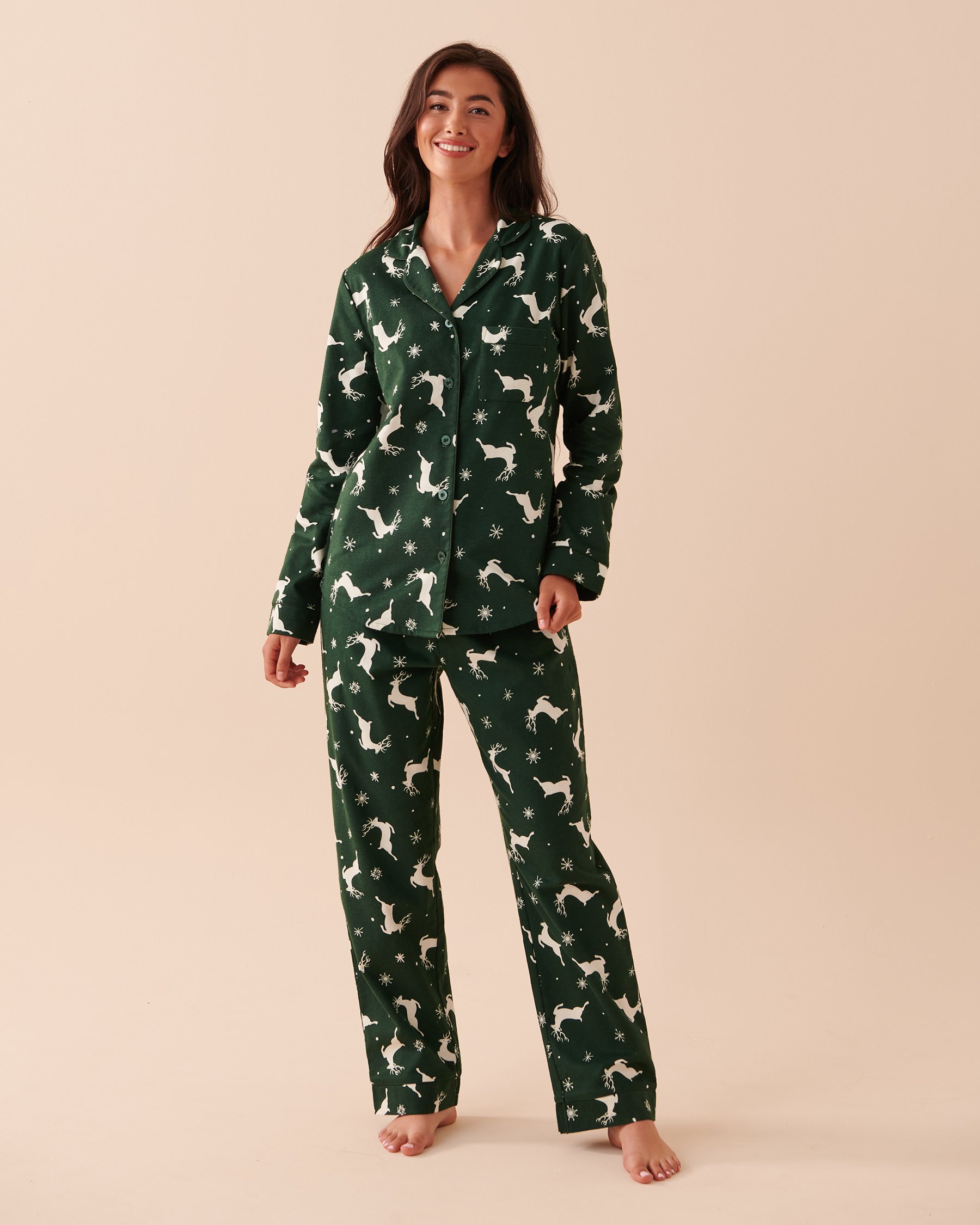 LA VIE EN ROSE Ensemble pyjama en flanelle imprimé animal Cerfs verts 40400055 - Voir1