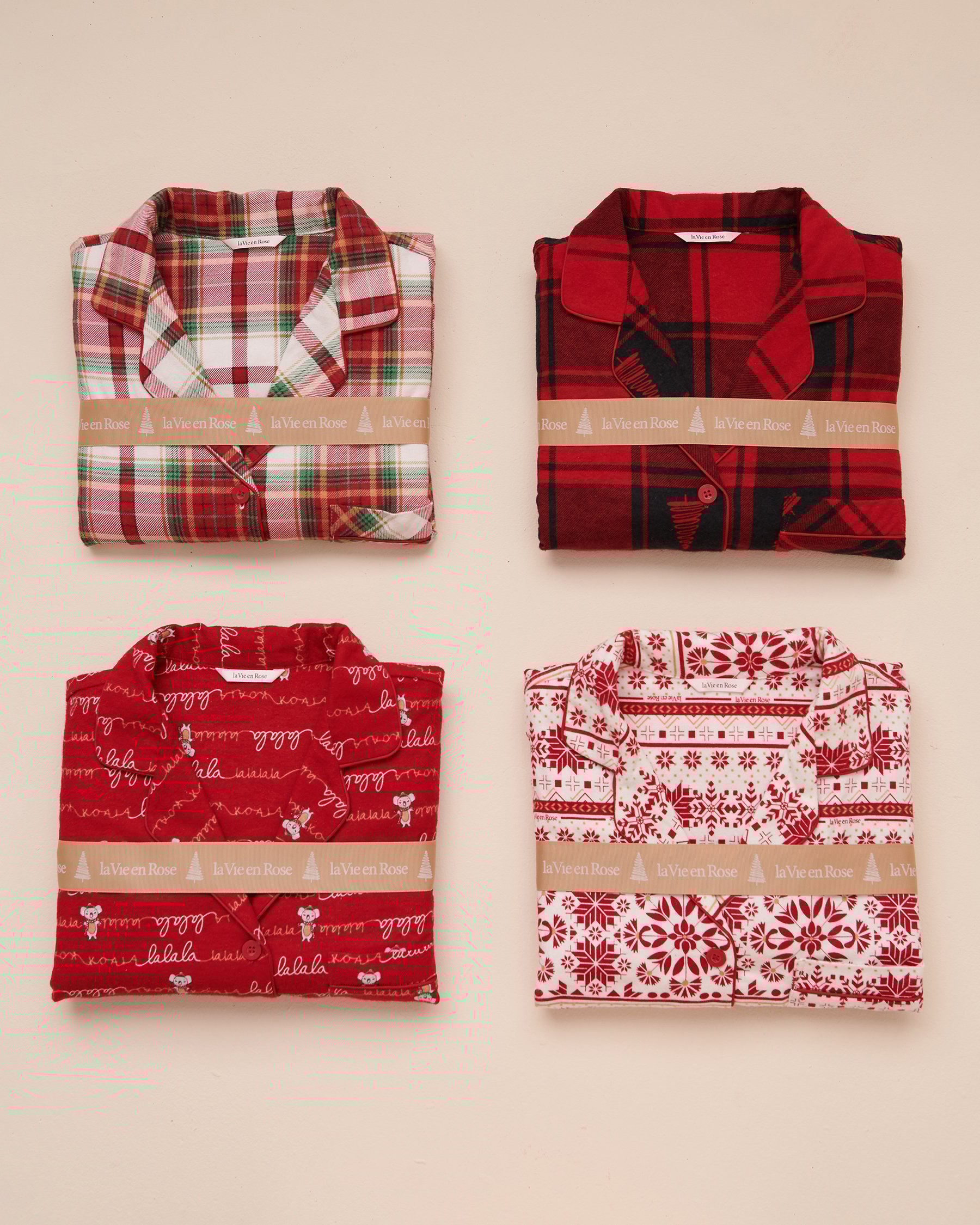 LA VIE EN ROSE Winter Print Flannel PJ Set Holiday Wreaths 40400055 - View6