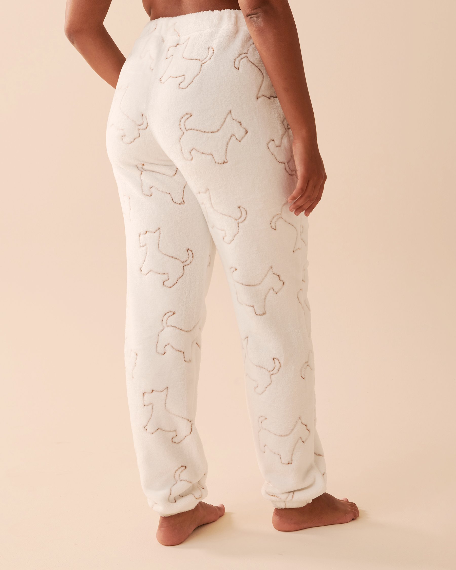 LA VIE EN ROSE Scottie Print Soft Plush PJ Set Scottie Outline 40400063 - View5