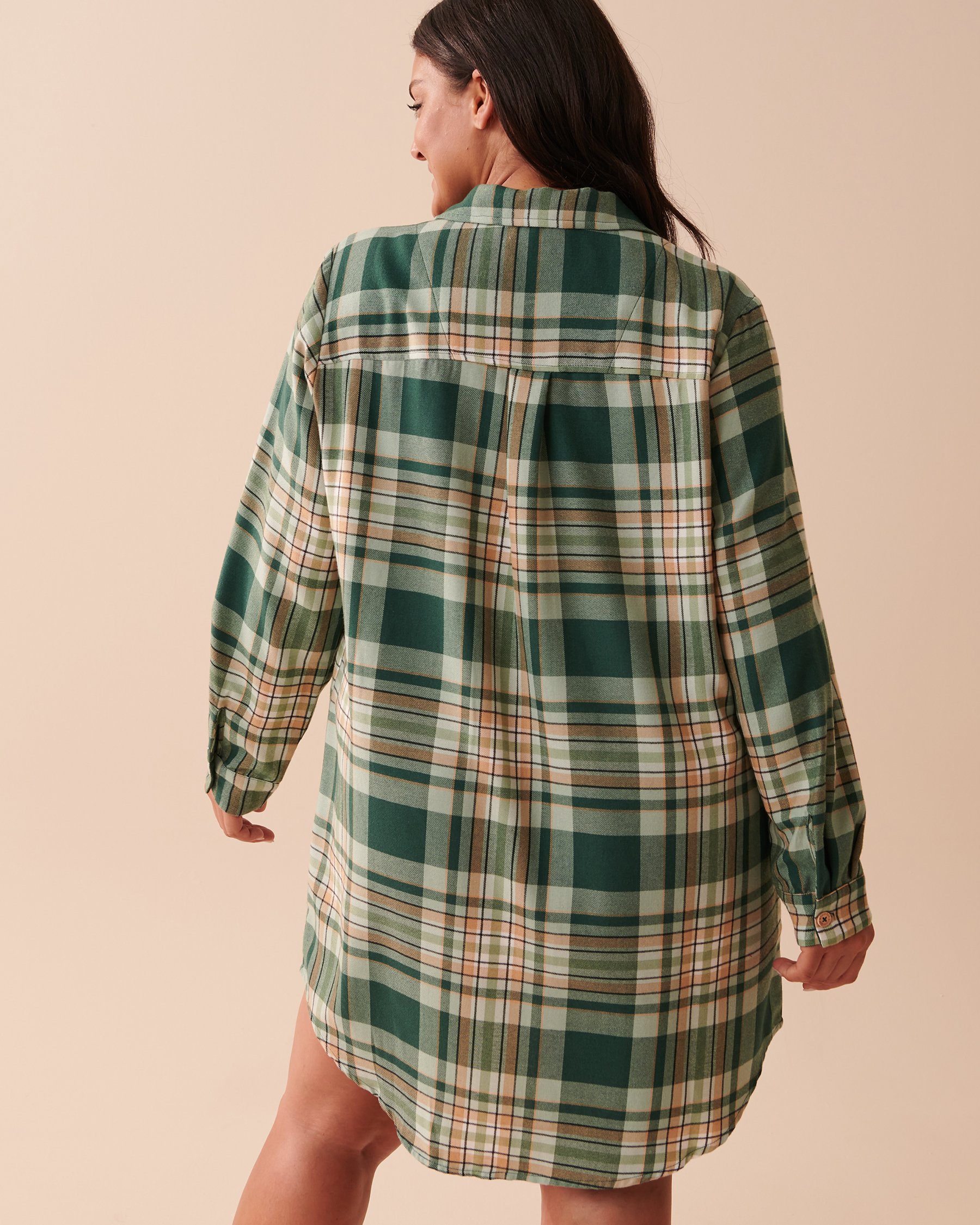 LA VIE EN ROSE Chemise de nuit boutonnée à carreaux Carreaux verts 40500308 - Voir6