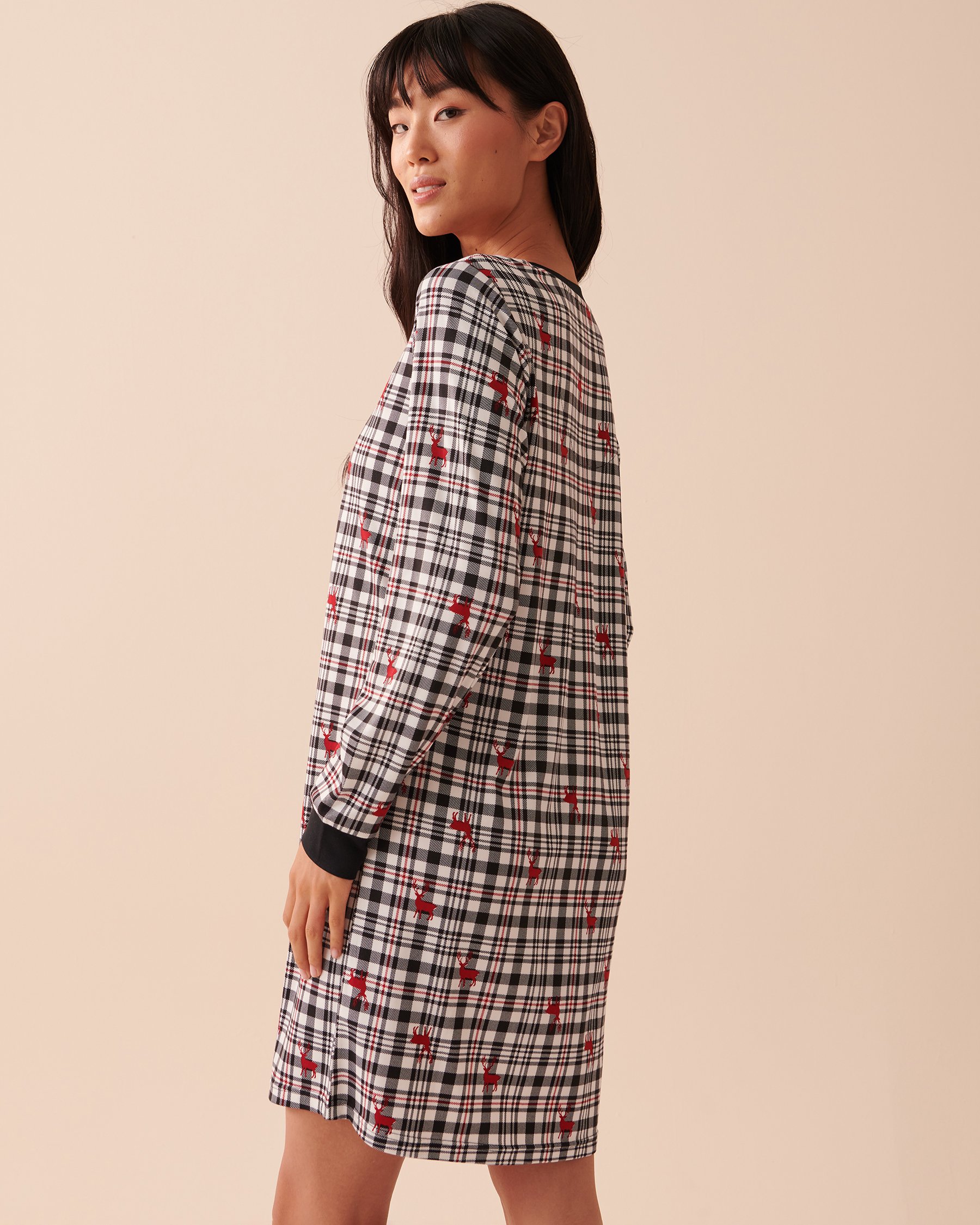 LA VIE EN ROSE Deer Print Super Soft Long Sleeve Sleepshirt Red Deer Plaid 40500311 - View2