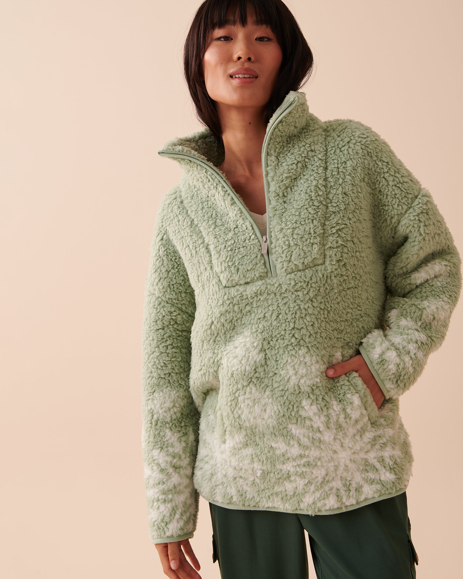 LA VIE EN ROSE Snowflakes Zip-Up Sherpa Sweatshirt Mint Creams 40600161 - View5