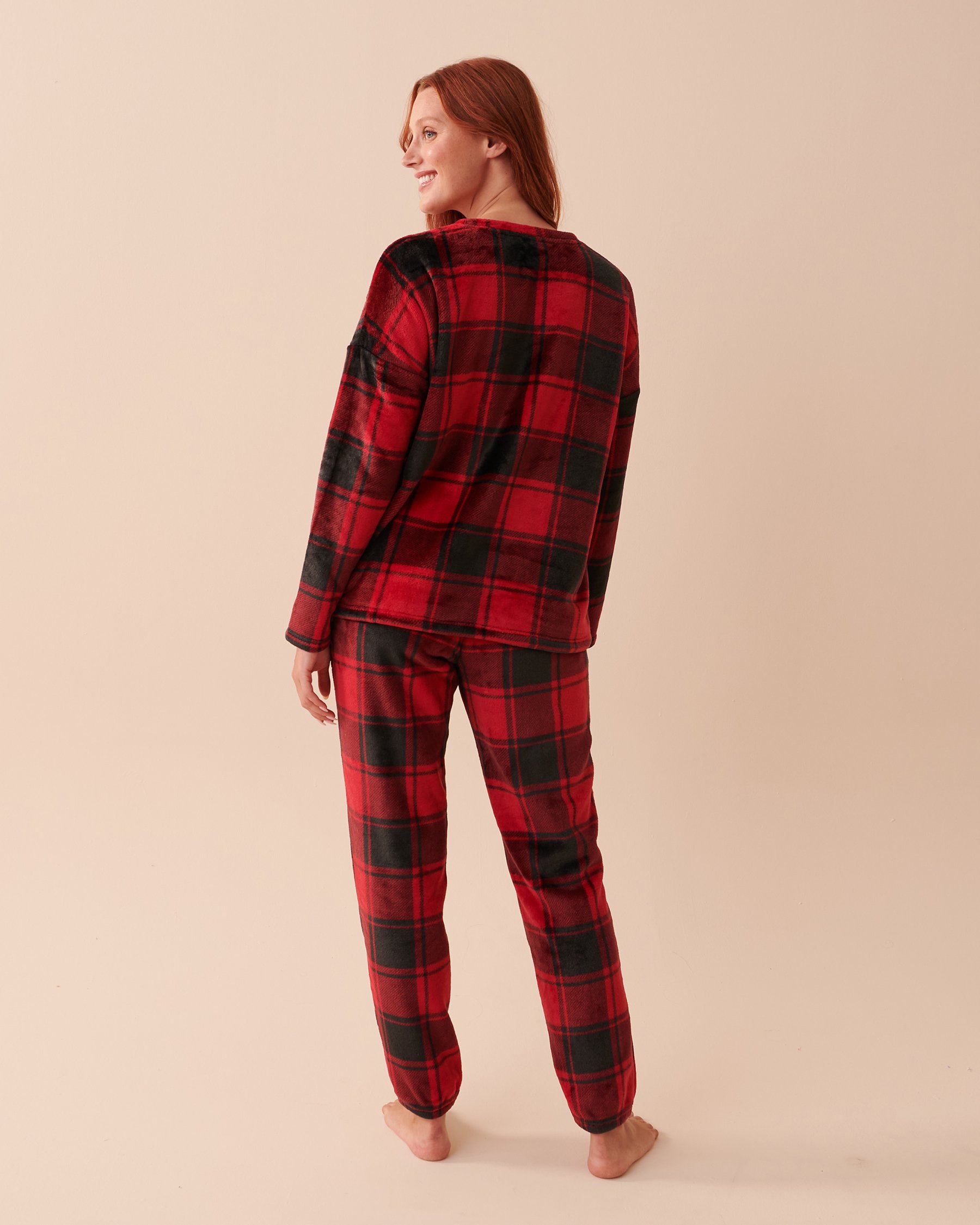 LA VIE EN ROSE Buffalo Plaid Soft Plush PJ Set Buffalo Plaid 40400061 - View3