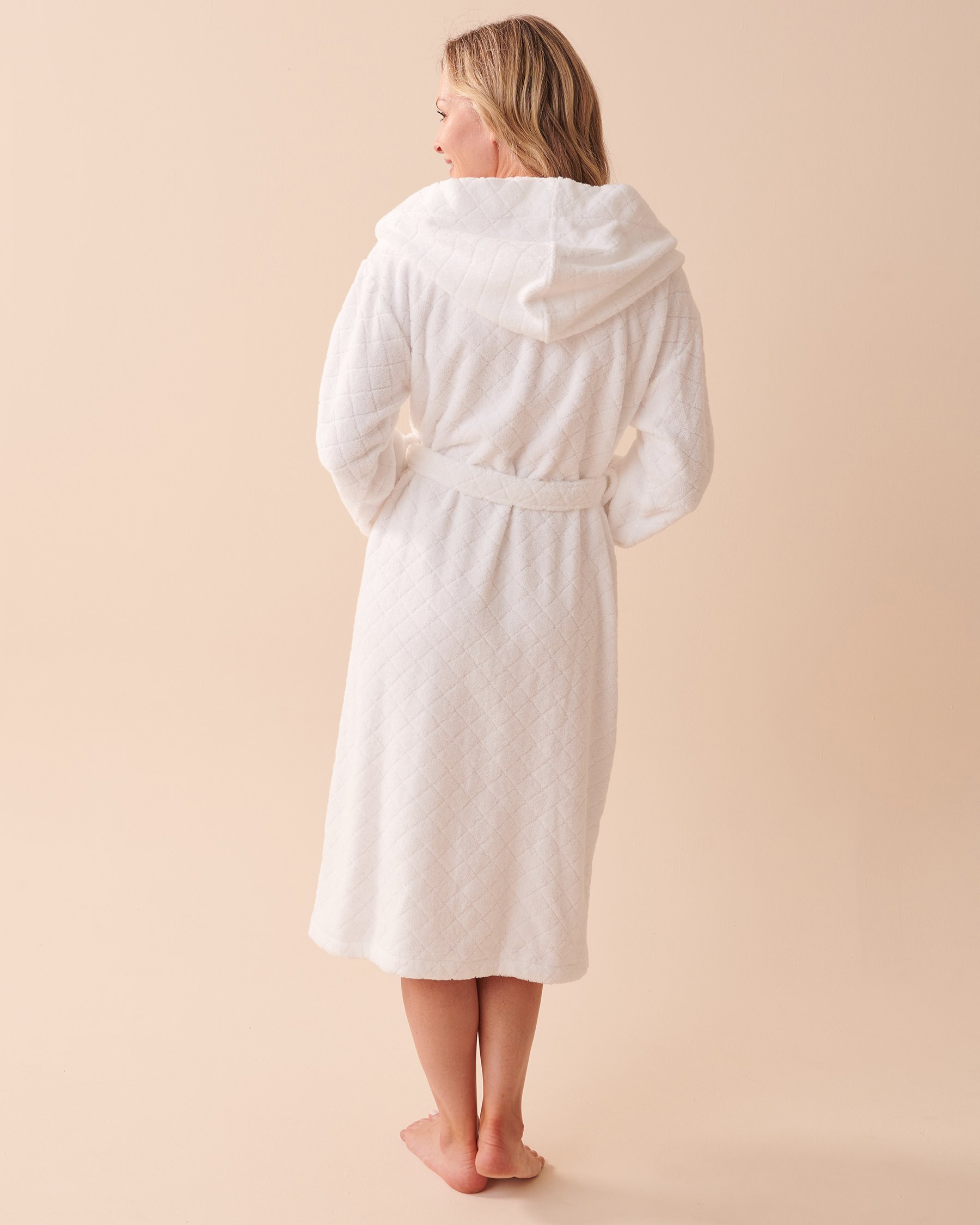 LA VIE EN ROSE Luxurious Waffle Terry Spa Robe Snow White 40600158 - View2