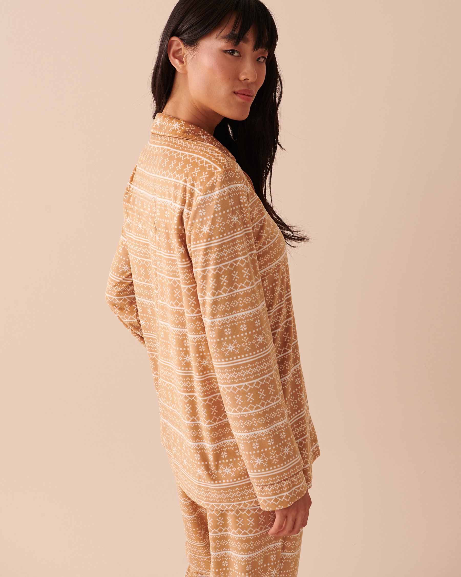 LA VIE EN ROSE Luxury Velour Long Sleeve Button-down Shirt Salted Caramel Fair Isle 40100494 - View2