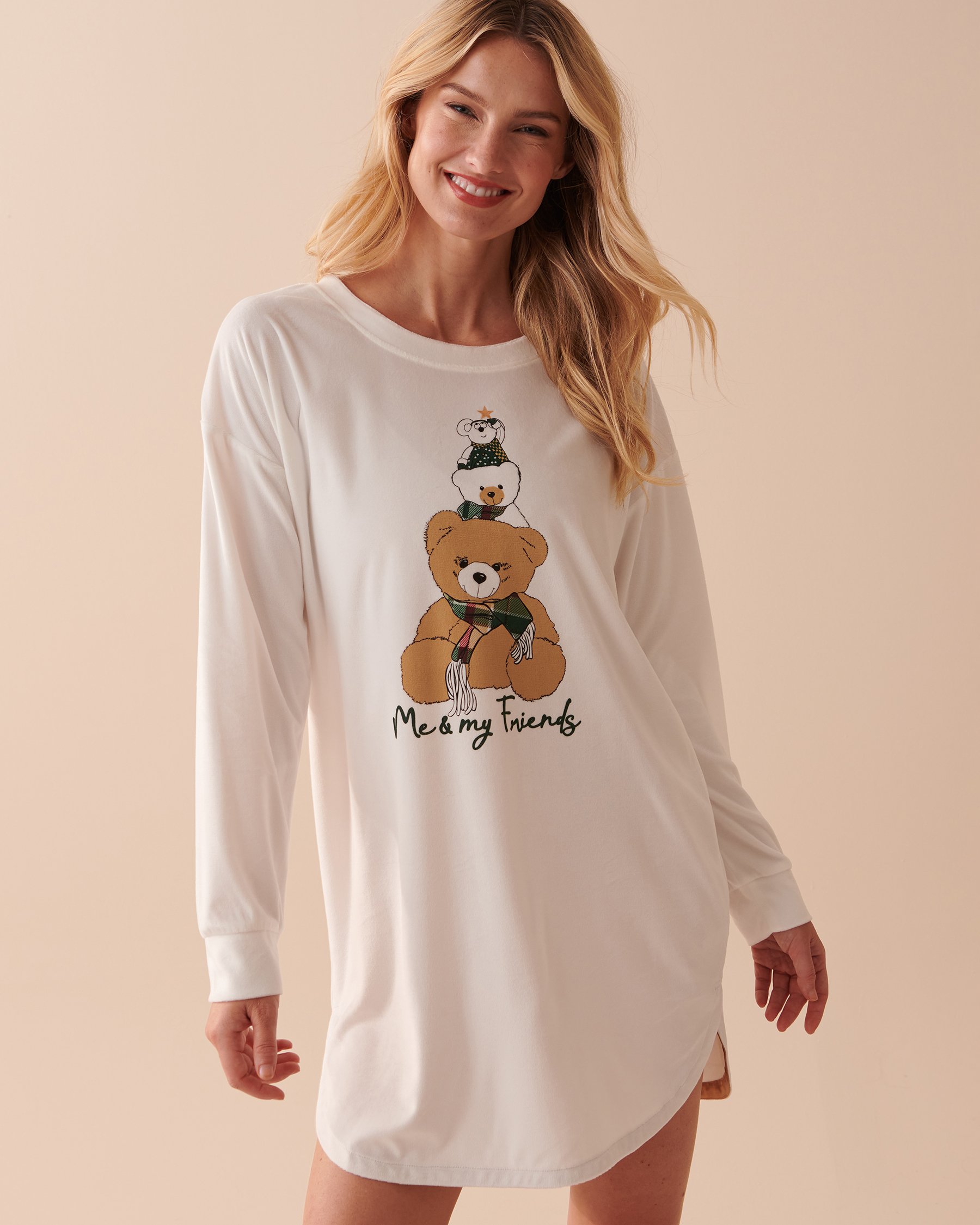 LA VIE EN ROSE Luxury Velour Long Sleeve Sleepshirt Snow White 40500304 - View4