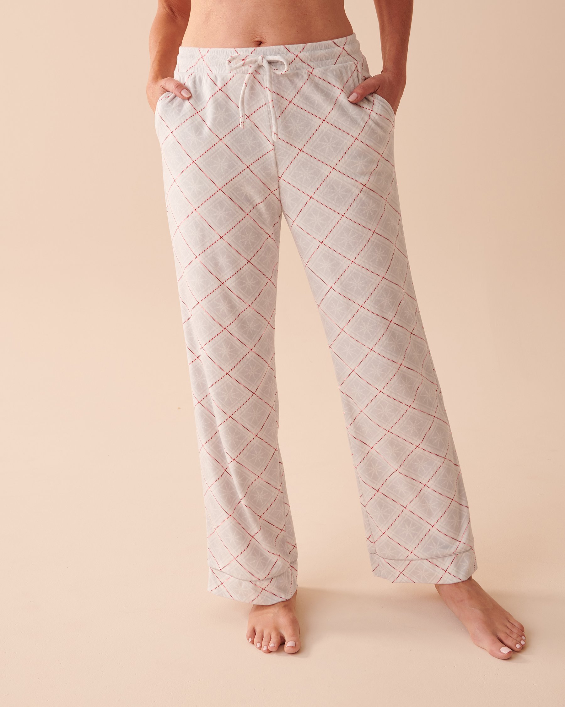 LA VIE EN ROSE Luxury Velour Pajama Pants Snowflake Plaid 40200487 - View1