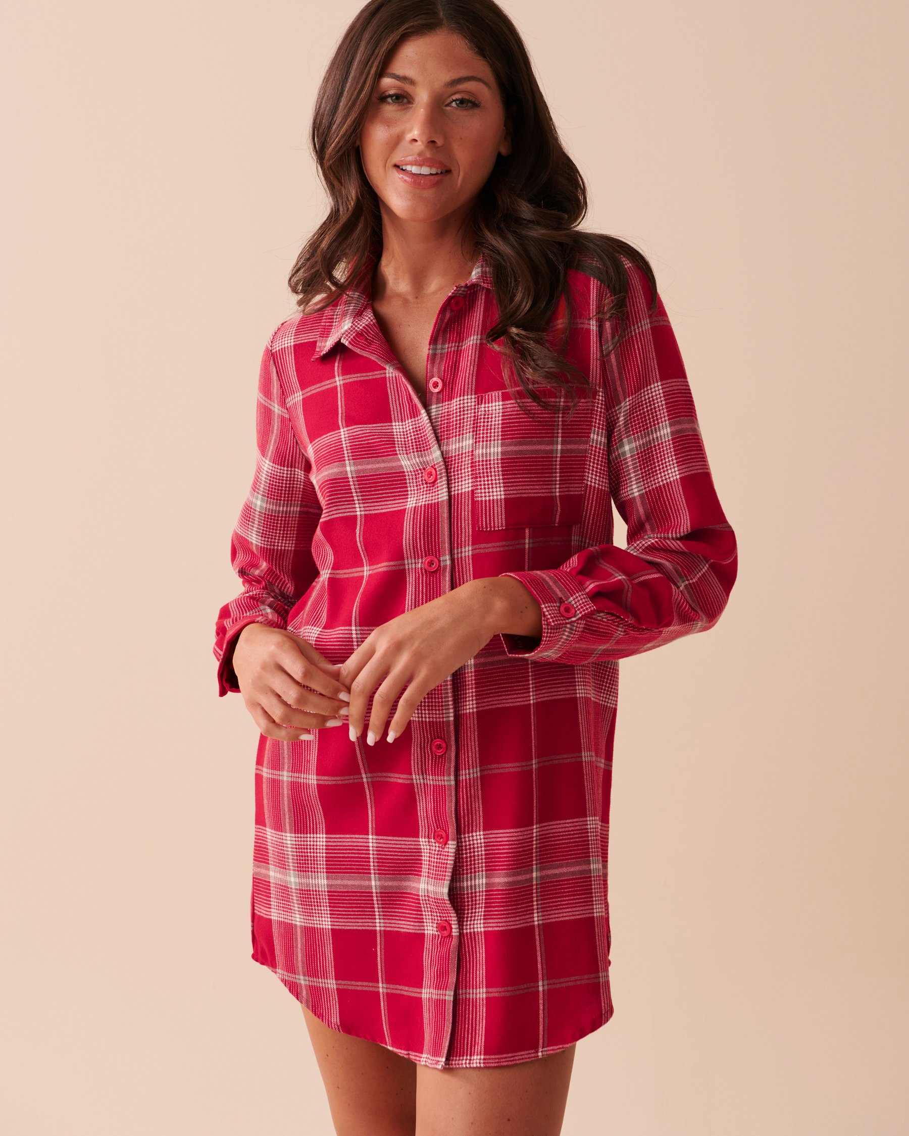 LA VIE EN ROSE Chemise de nuit boutonnée à carreaux Carreaux rouges et blancs 40500308 - View1