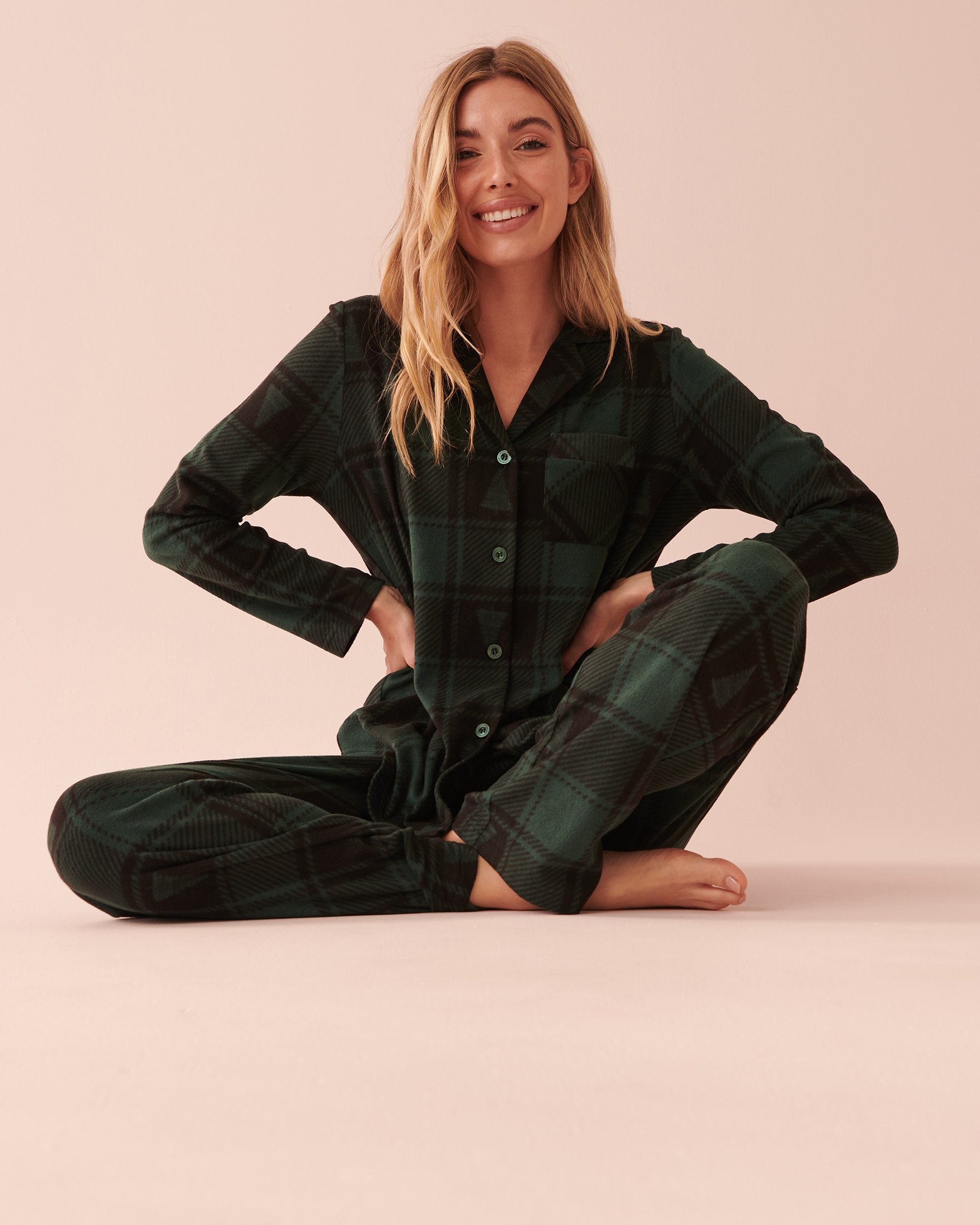 LA VIE EN ROSE Plaid Micropolar PJ Set Evergreen Plaid 40400054 - View1