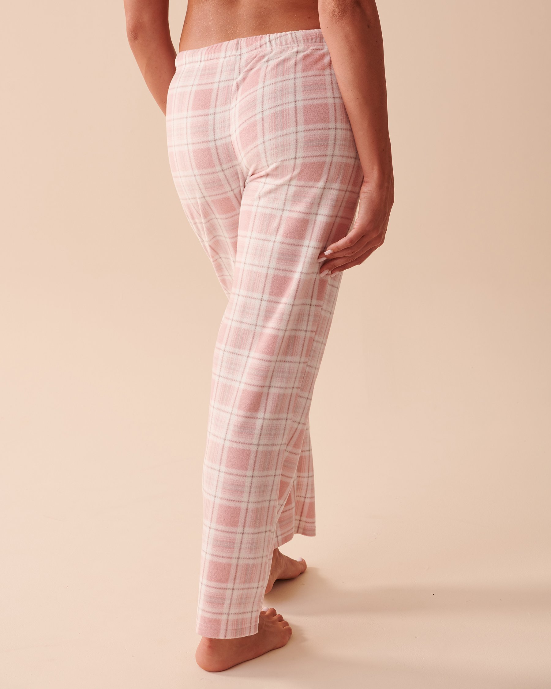 LA VIE EN ROSE Plaid Micropolar PJ Set Pink Plaid 40400054 - View5