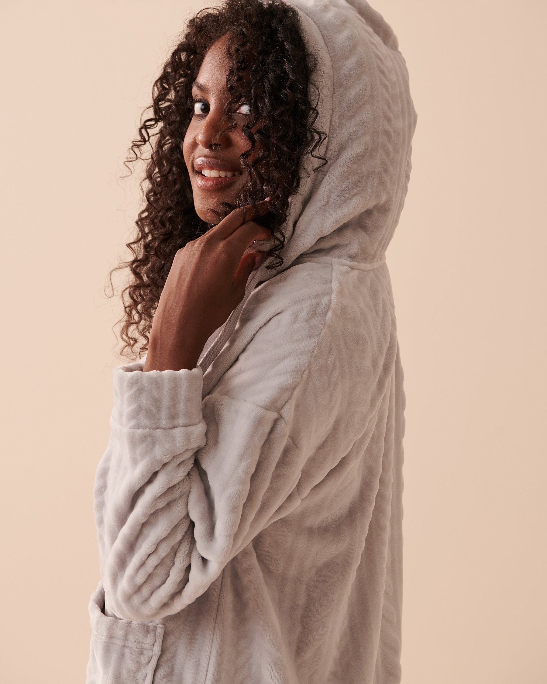 LA VIE EN ROSE Recycled Fibers Knit Effect Soft Hooded Cardigan Stardust 40600162 - View3