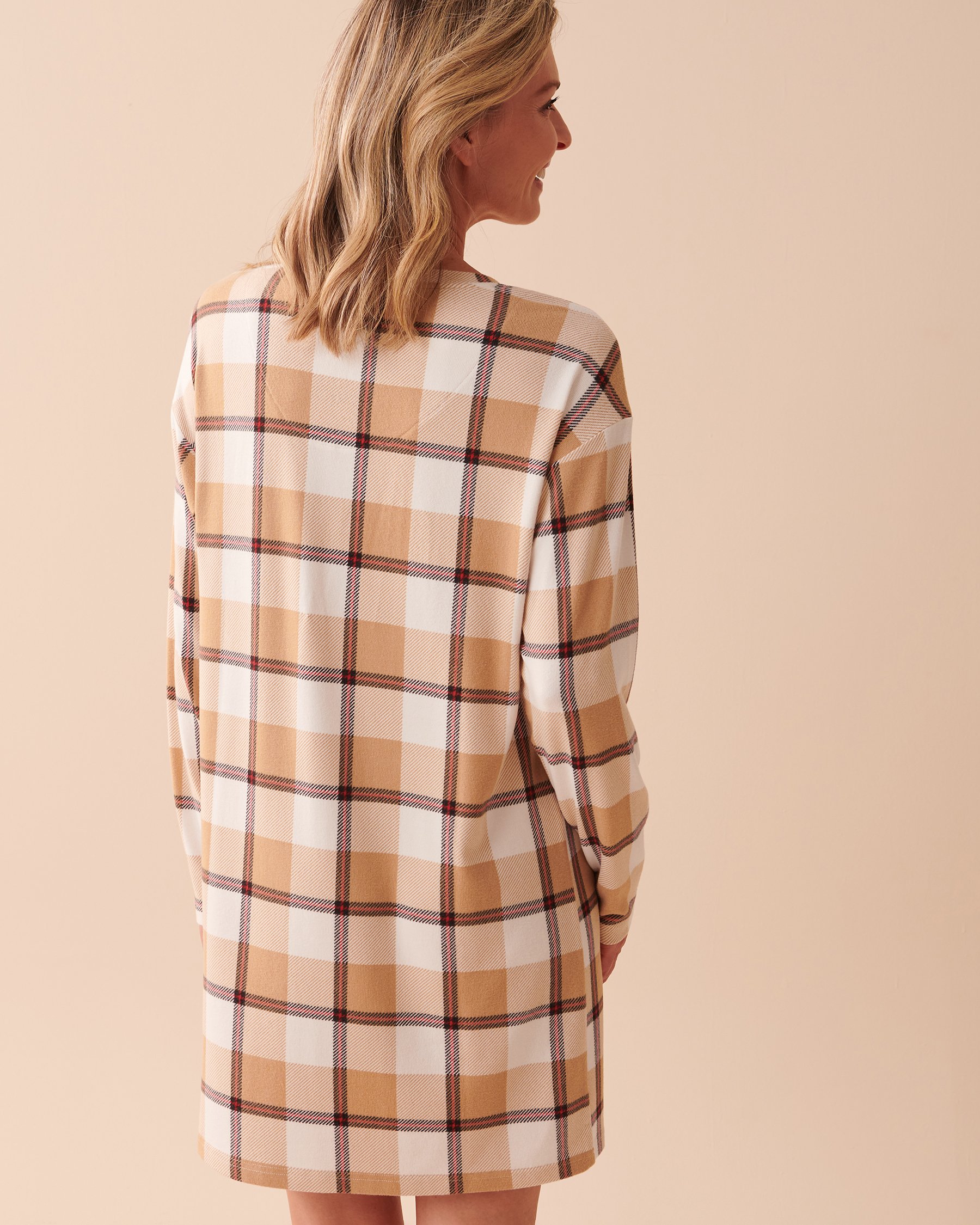 LA VIE EN ROSE Chemise de nuit manches longues en fibres recyclées Carreaux caramel 40500306 - View2