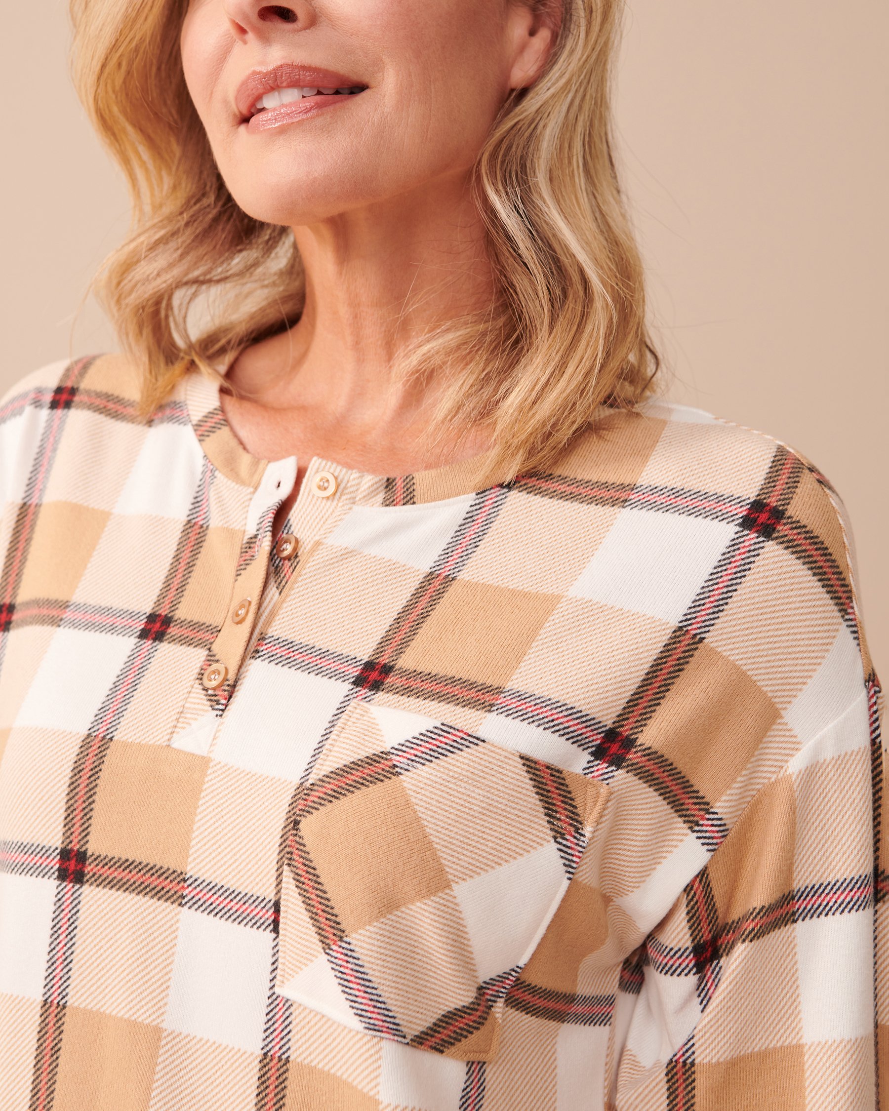 LA VIE EN ROSE Chemise de nuit manches longues en fibres recyclées Carreaux caramel 40500306 - View3