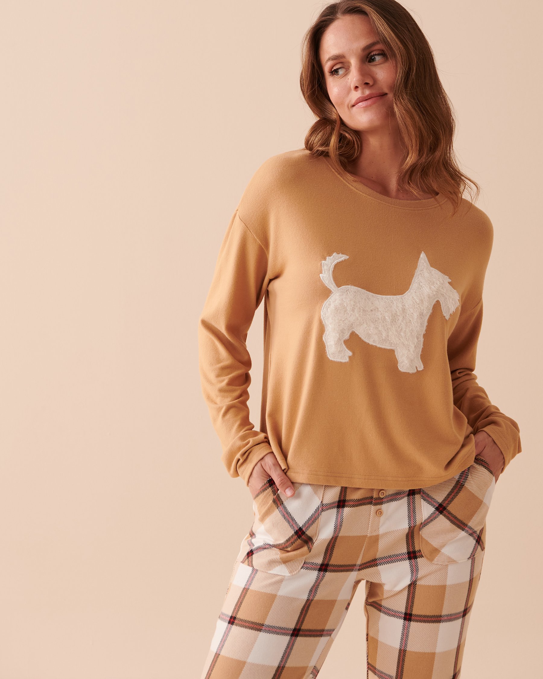 LA VIE EN ROSE Recycled Fibers Scottie Print Long Sleeve Shirt Salted Caramel 40100499 - View1