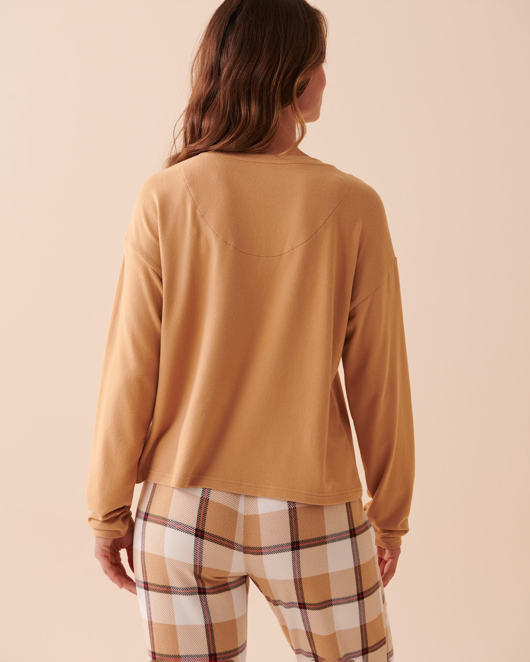 LA VIE EN ROSE Recycled Fibers Scottie Print Long Sleeve Shirt Salted Caramel 40100499 - View2