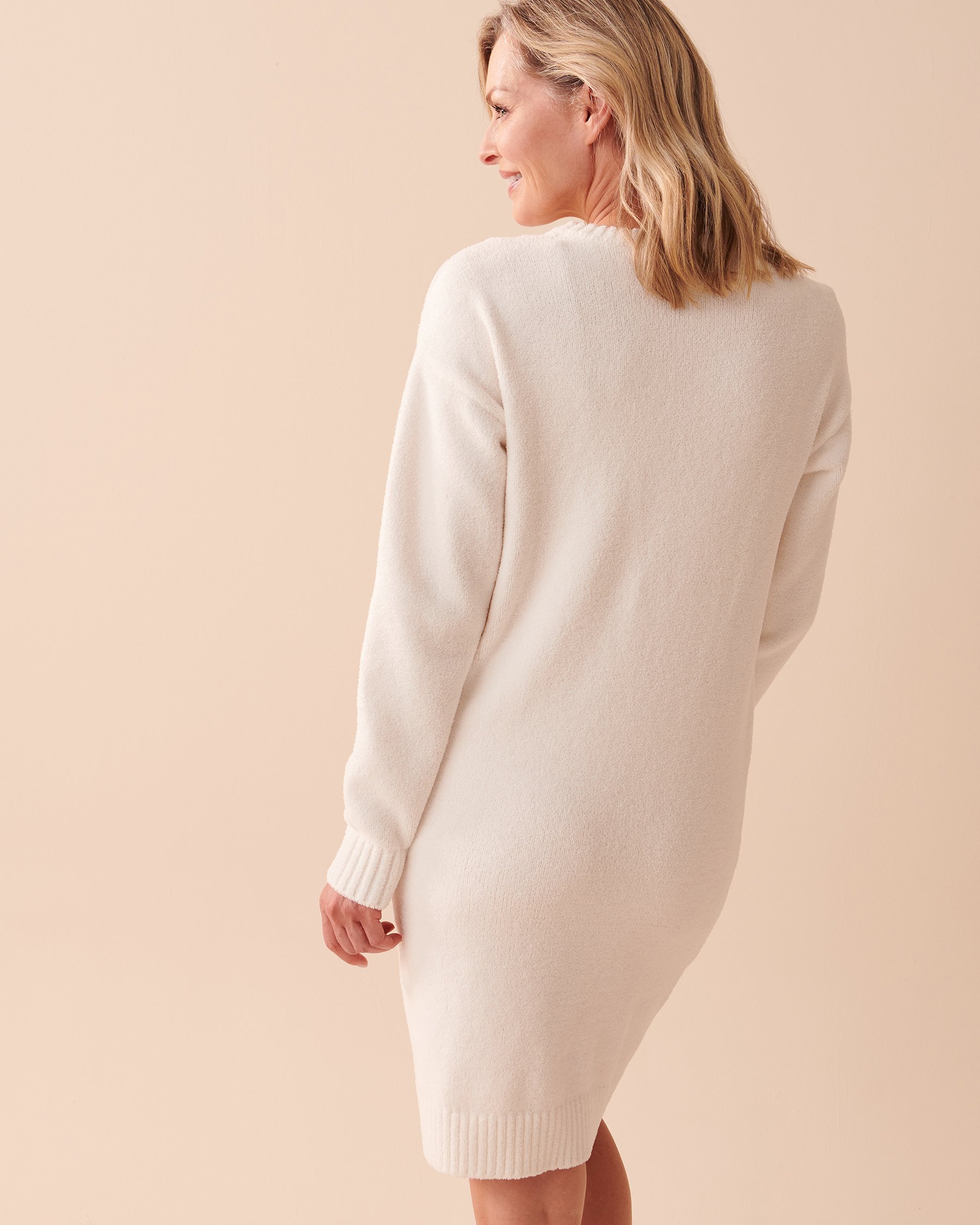 LA VIE EN ROSE Scottie Print Chenille Long Sleeve Sleepshirt Snow White 40500320 - View2