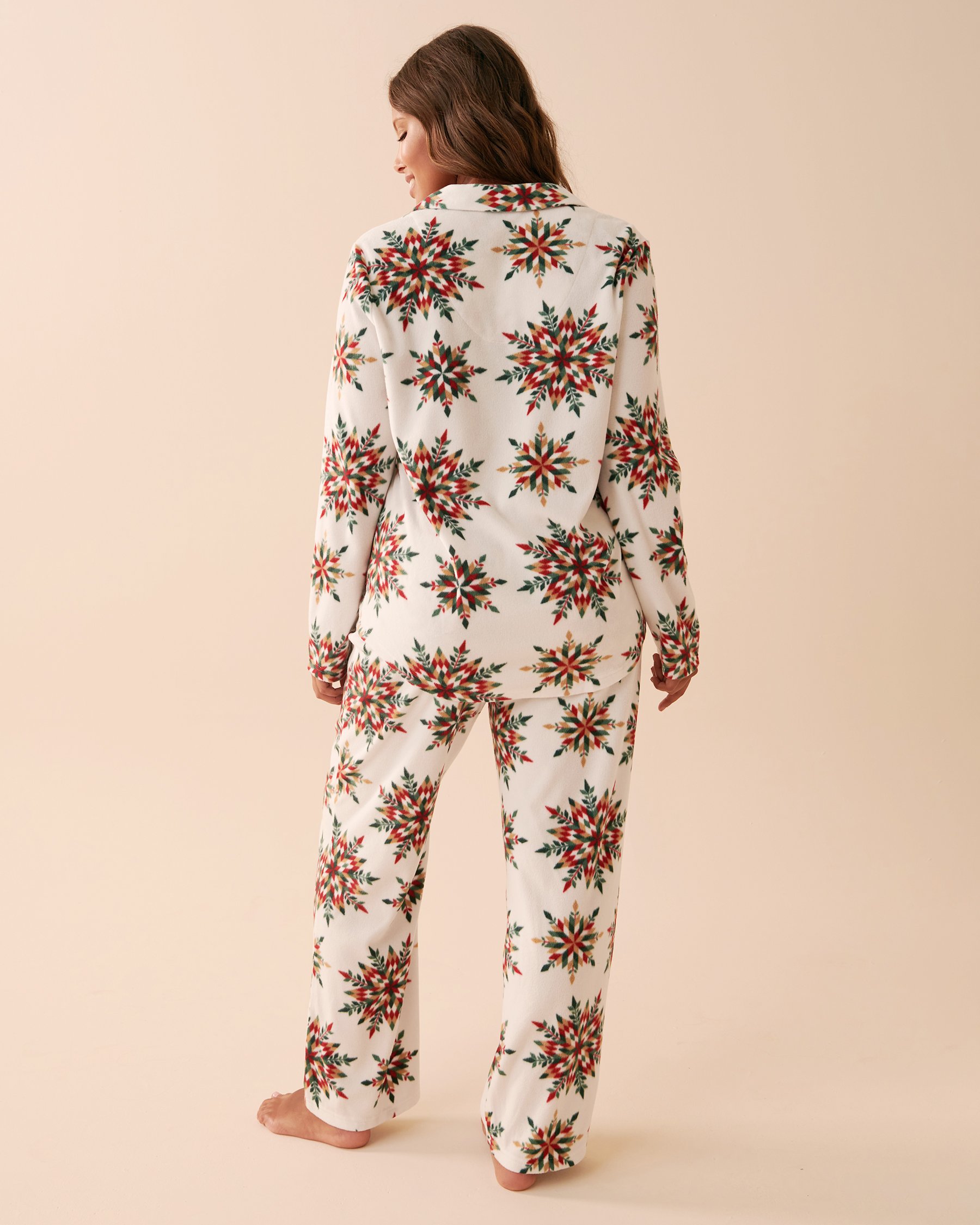 LA VIE EN ROSE Snowflakes Micropolar PJ Set Holiday Snowflakes 40400054 - View2