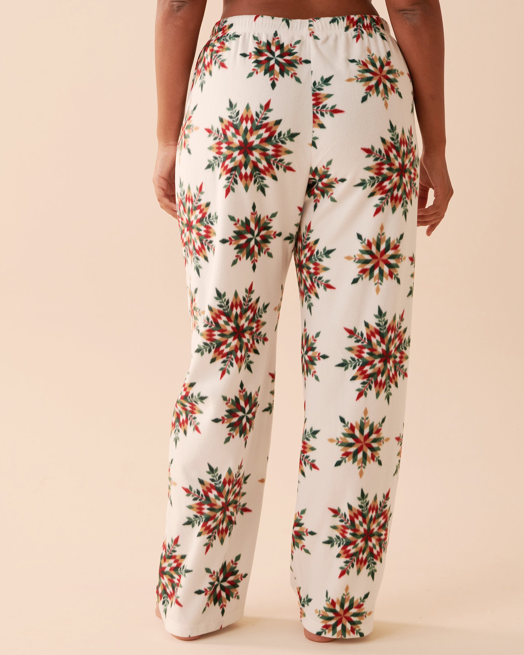 LA VIE EN ROSE Snowflakes Micropolar PJ Set Holiday Snowflakes 40400054 - View5