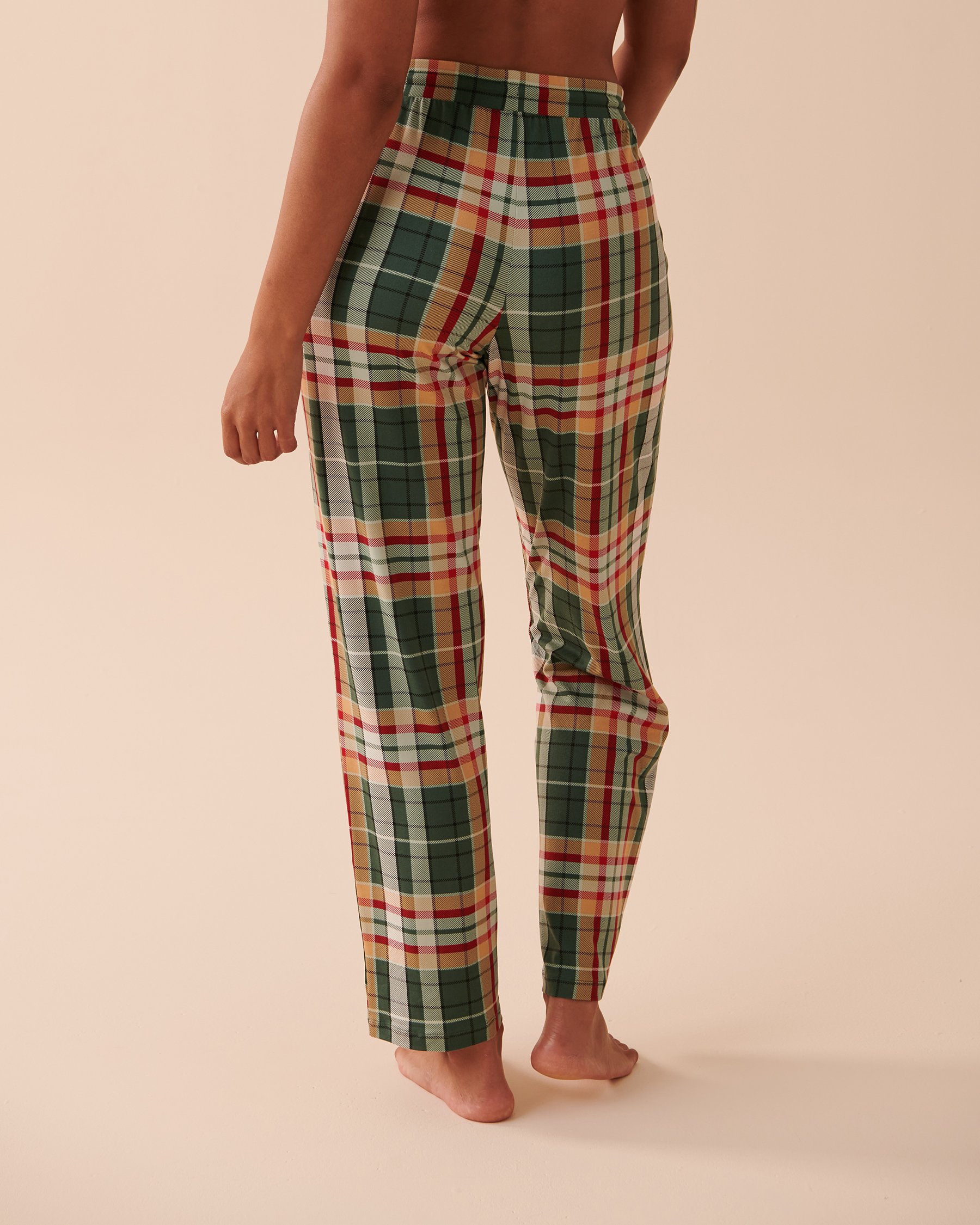 LA VIE EN ROSE Super Soft Plaid Pajama Pants Green and Caramel Plaid 40200509 - View2