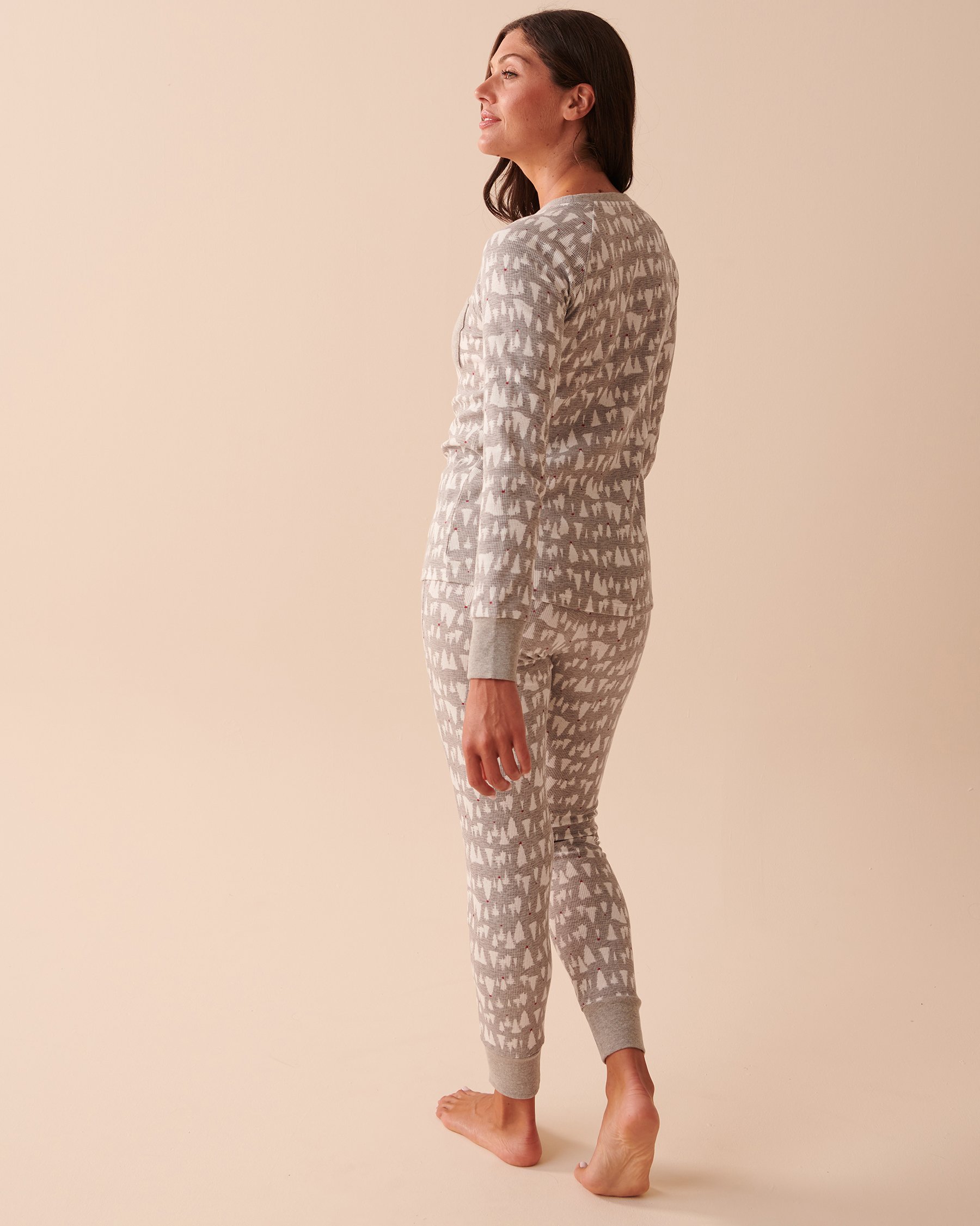 LA VIE EN ROSE Winter Print Waffle Knit PJ Set Snowy Forest 40400059 - View2