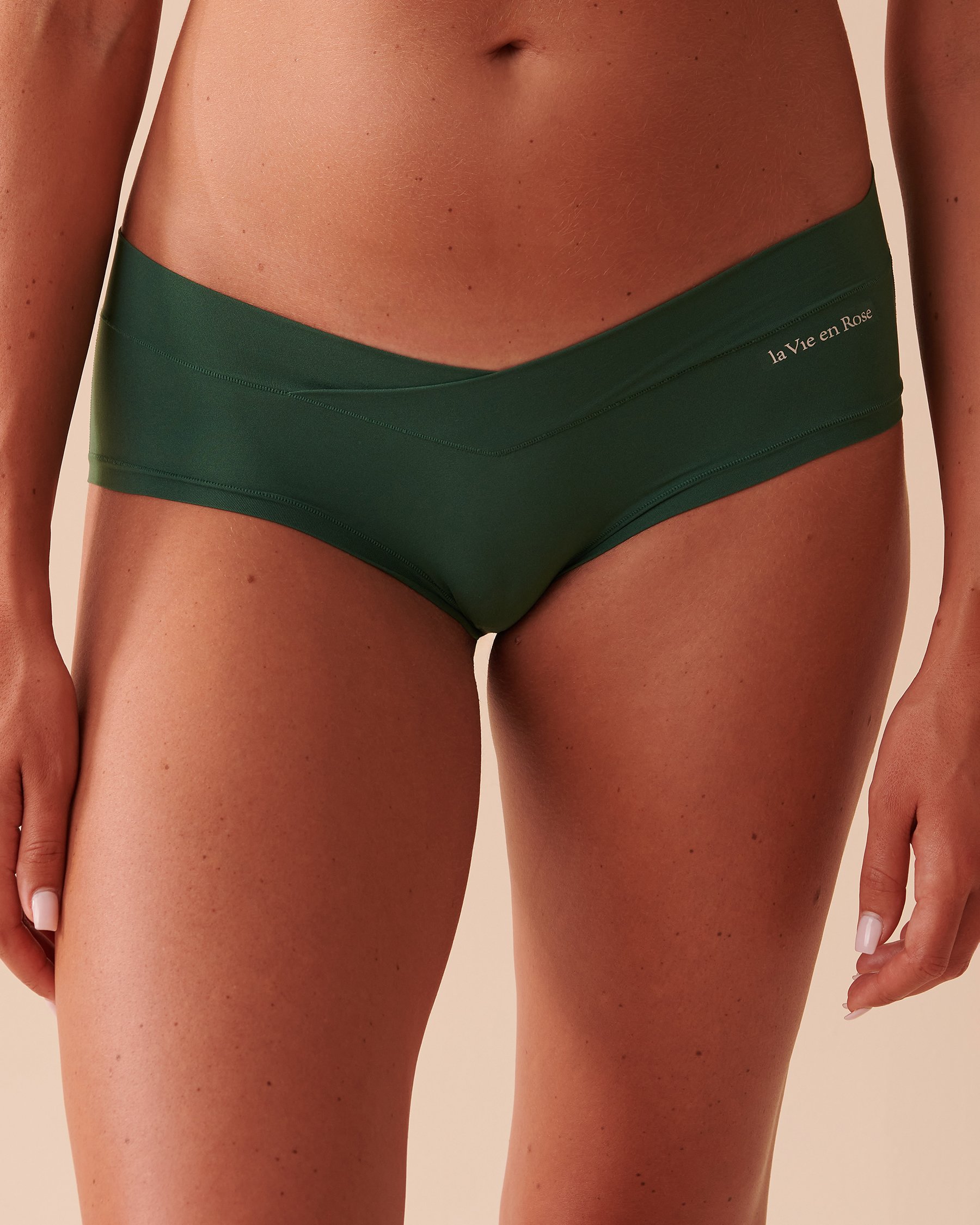 LA VIE EN ROSE Perfect Fit Hiphugger Panty Pine Green 20200418 - View1