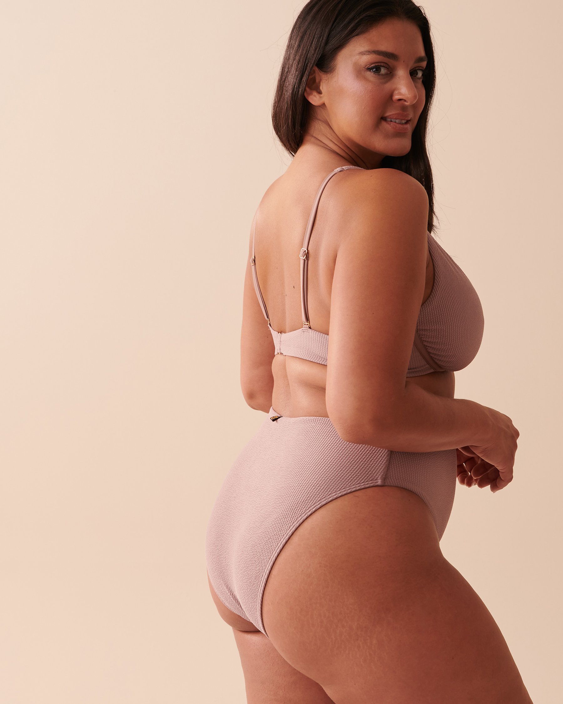 LA VIE EN ROSE AQUA CASABLANCA TEXTURED Plunge Bikini Top Cocoa 70100541 - View2