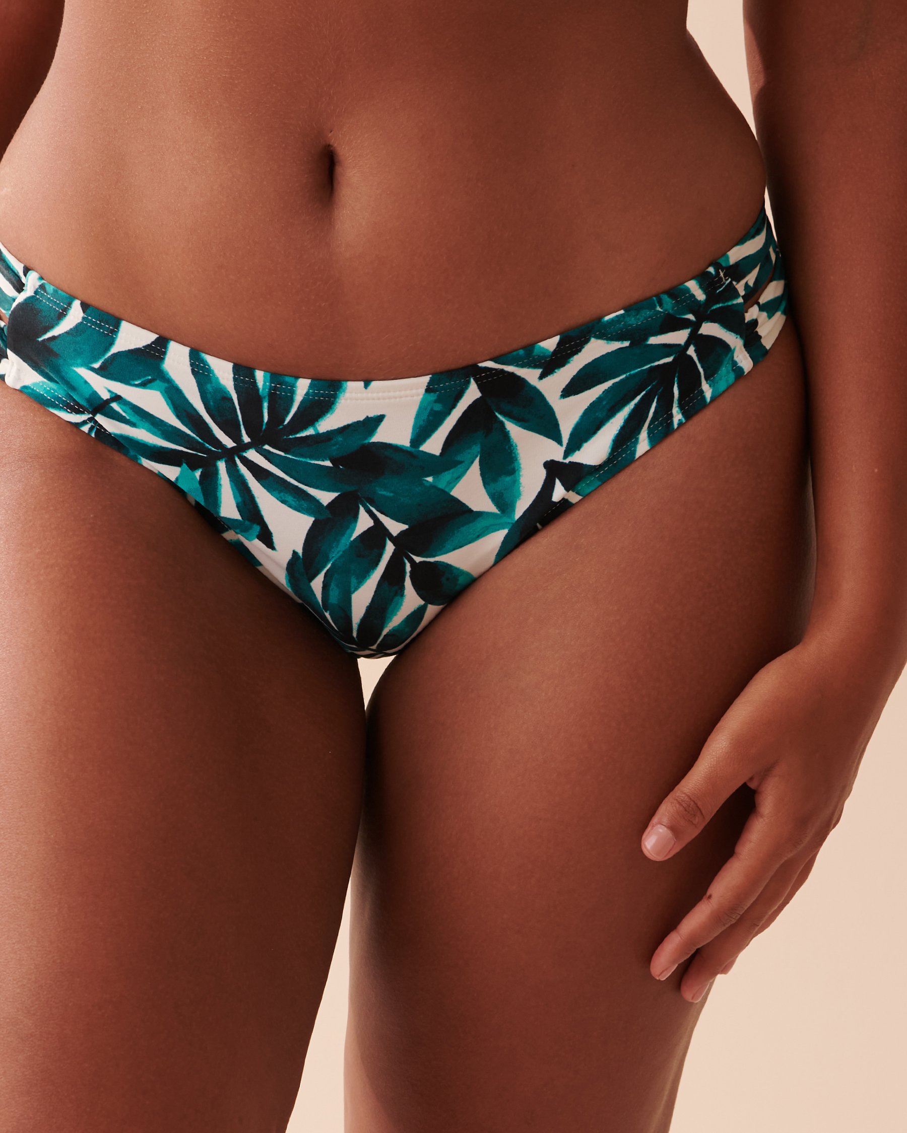 LA VIE EN ROSE AQUA Bas de bikini côtés plissés ARUBA Feuilles tropicales bleues 70300498 - View1