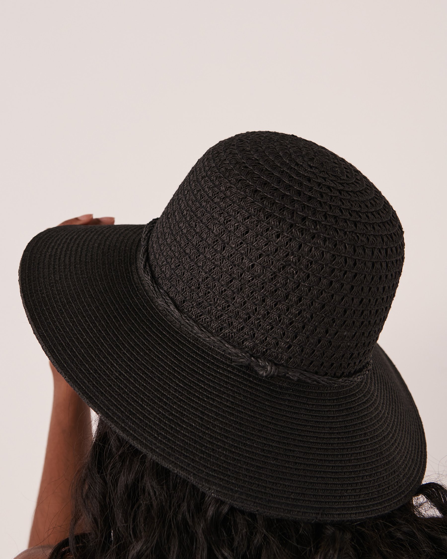 LA VIE EN ROSE AQUA Bucket Hat Black 80500069 - View2