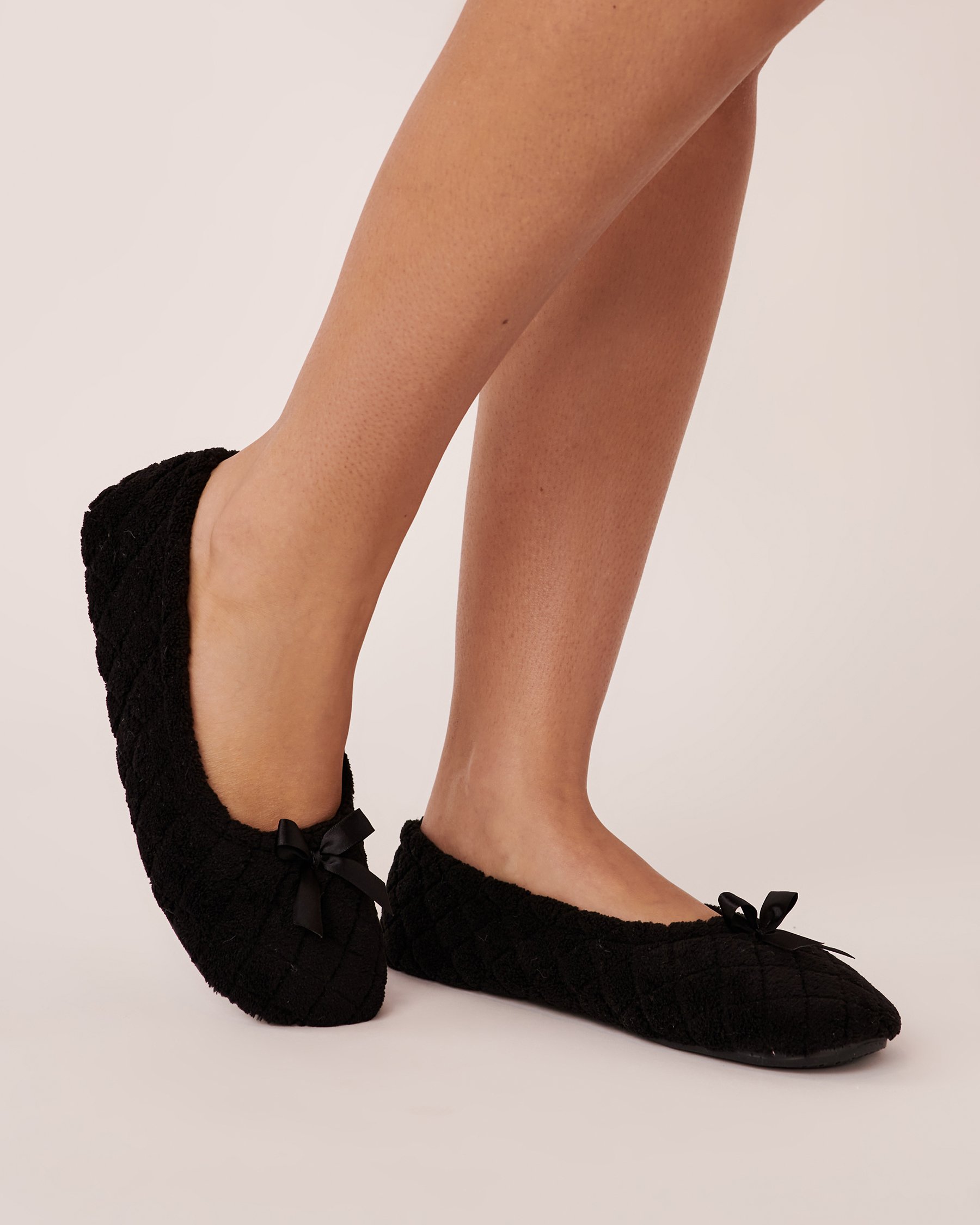 LA VIE EN ROSE Quilted Ballerina Slippers Black 40700251 - View1