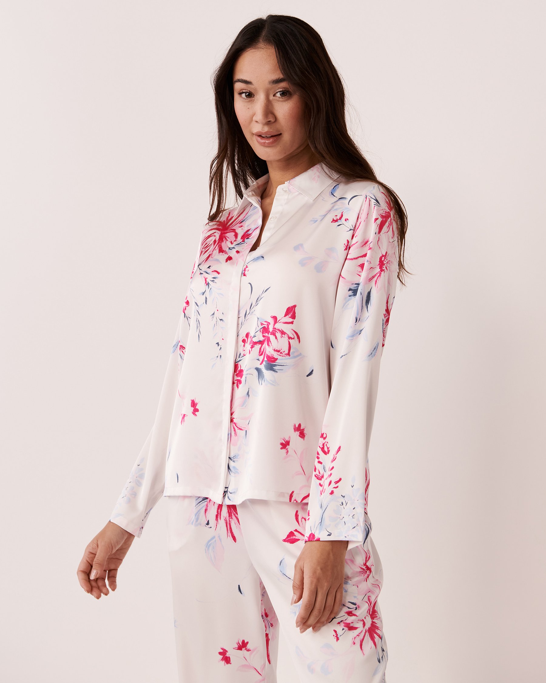 LA VIE EN ROSE Satin Long Sleeve Button-down Shirt White garden 60100047 - View1