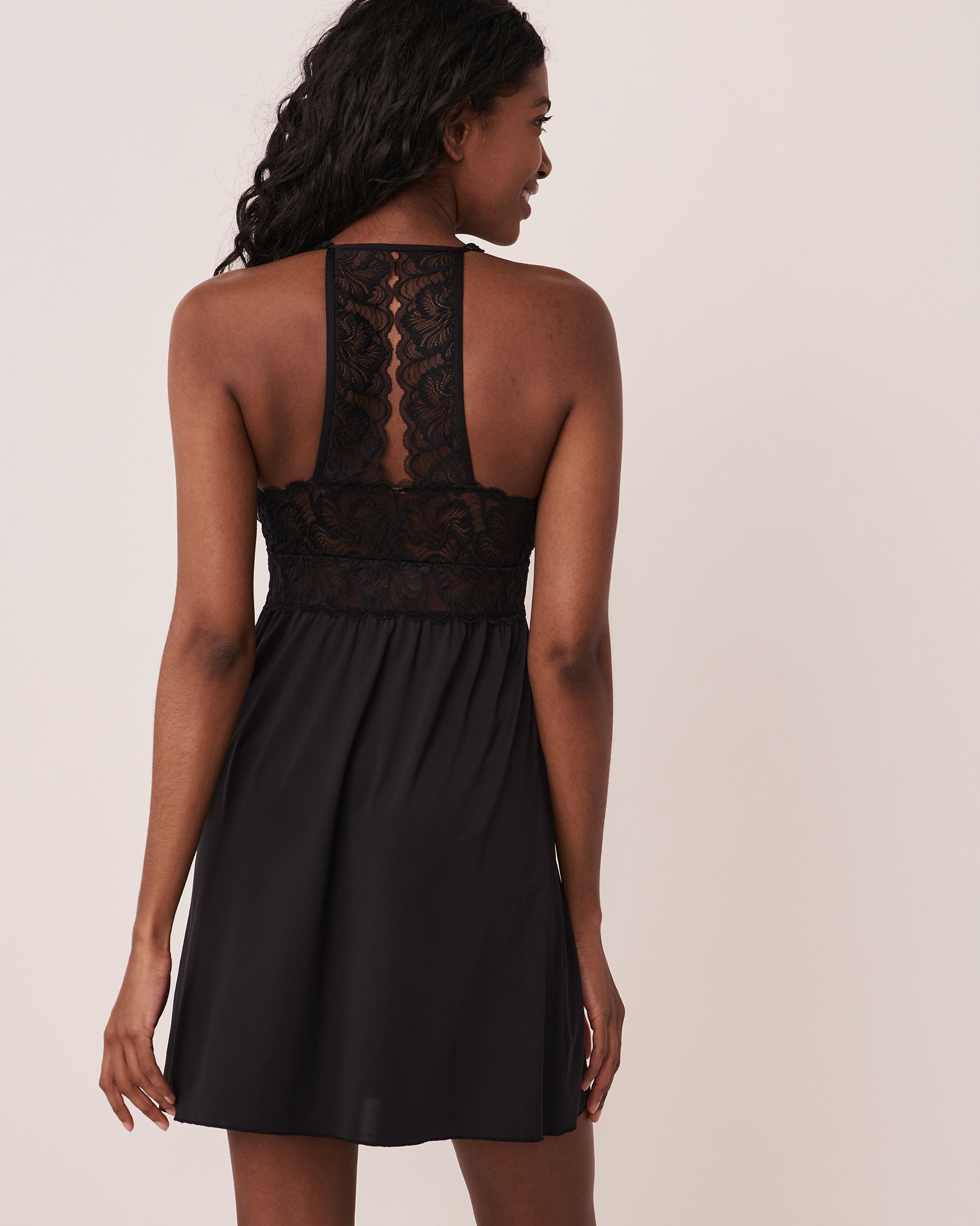 LA VIE EN ROSE Lace Detail Nightie Black 60500085 - View2