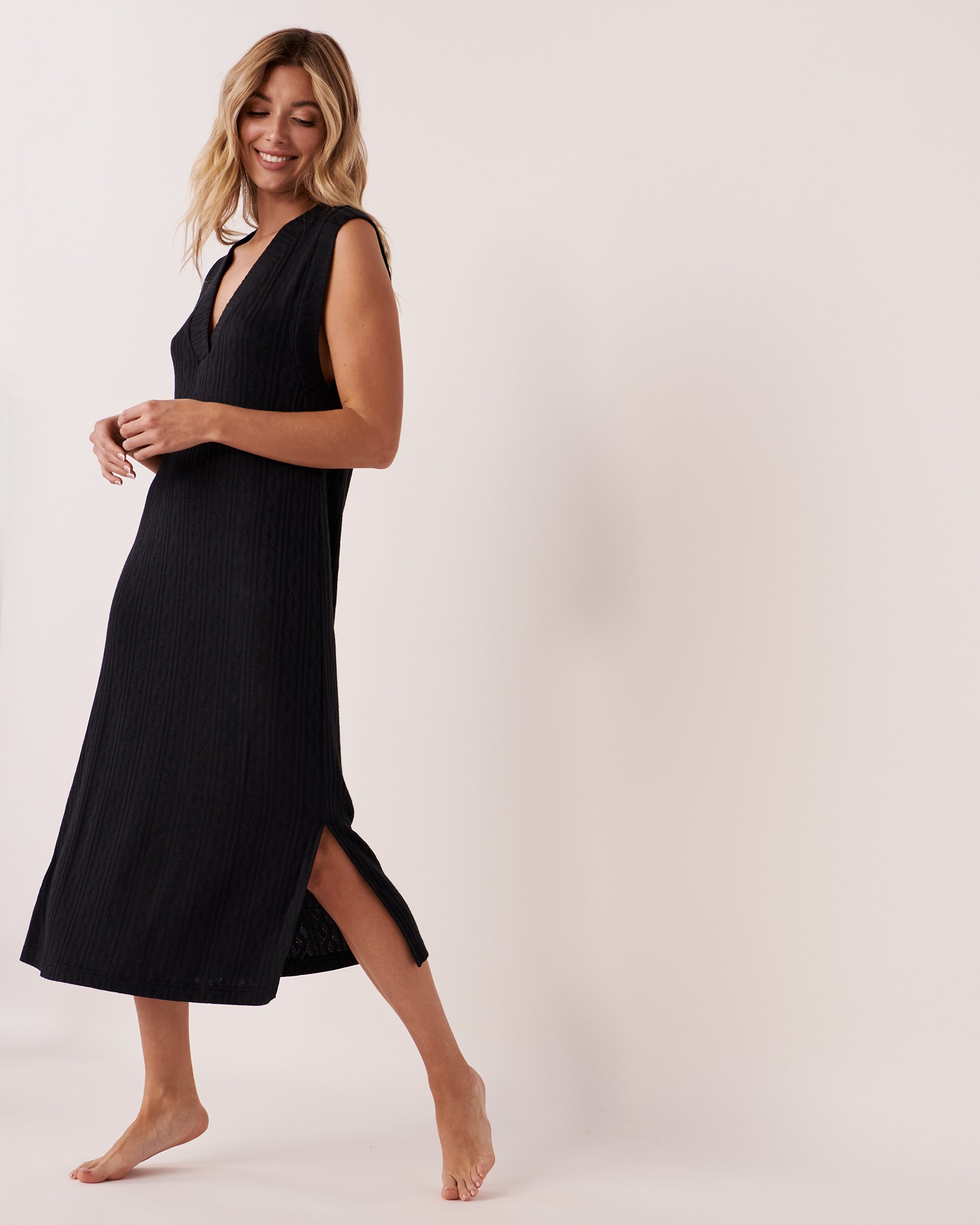 LA VIE EN ROSE Cable Knit Cap Sleeve Long Dress Black 50400031 - View1