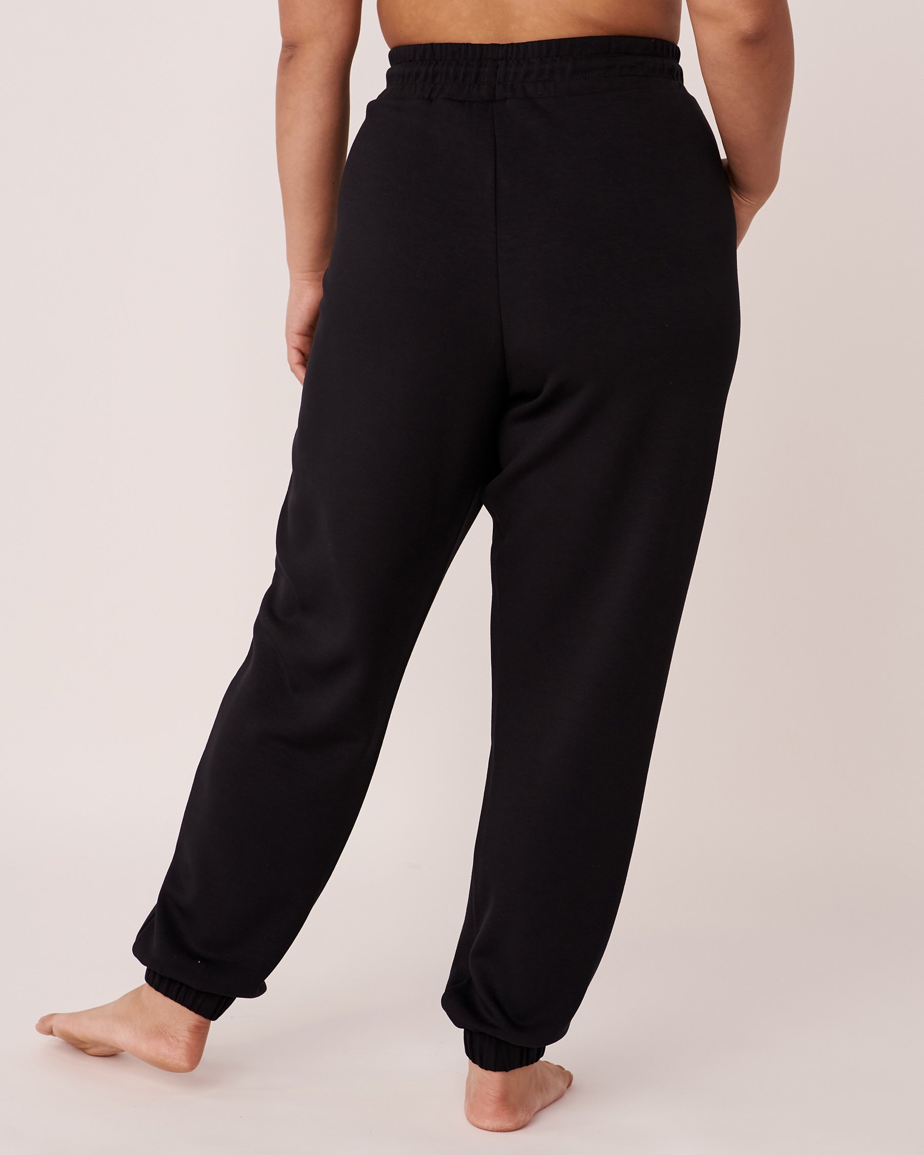 LA VIE EN ROSE Jogger Pants Black 50200048 - View2