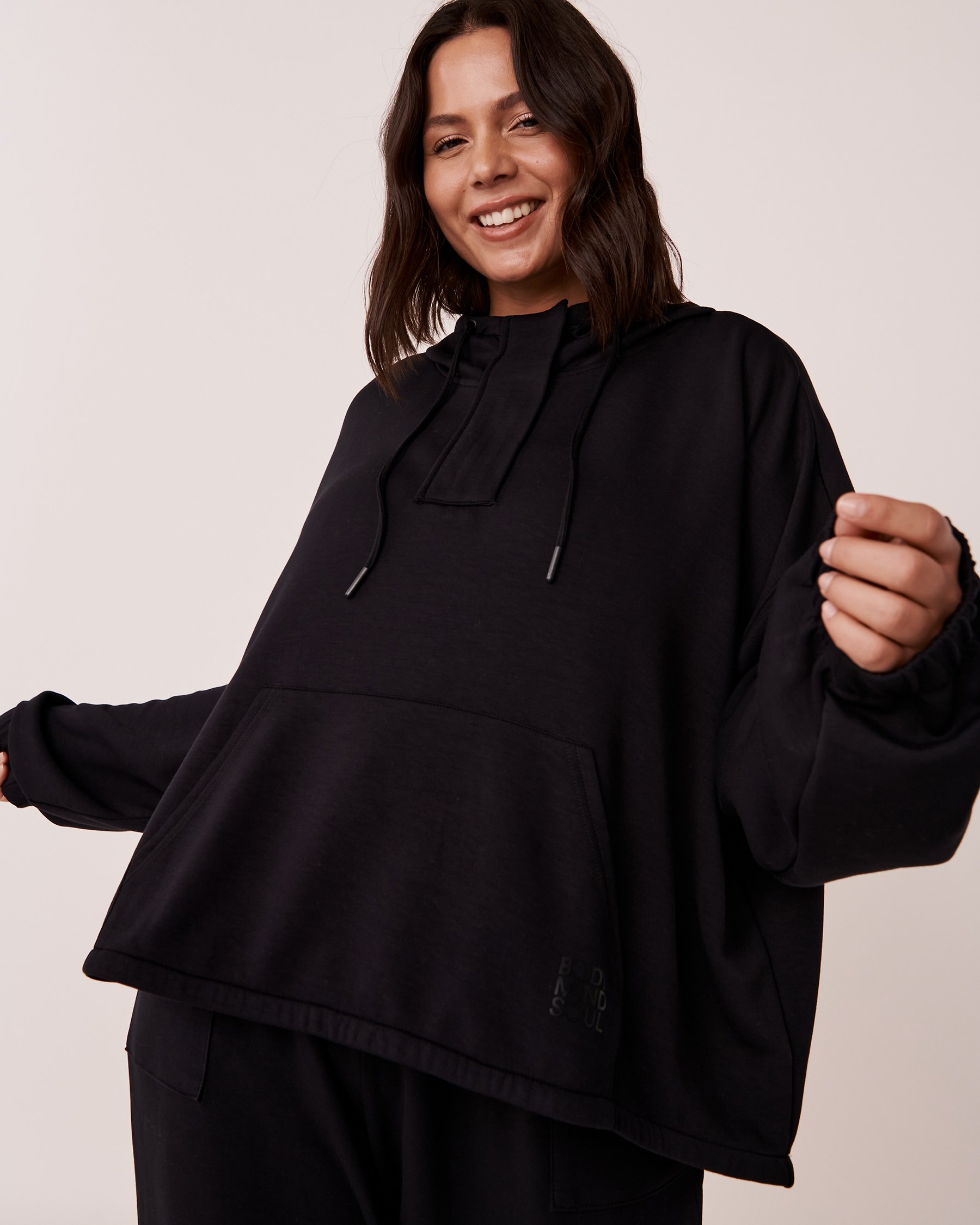 LA VIE EN ROSE Chandail à capuchon poche kangourou Noir 50100059 - View1