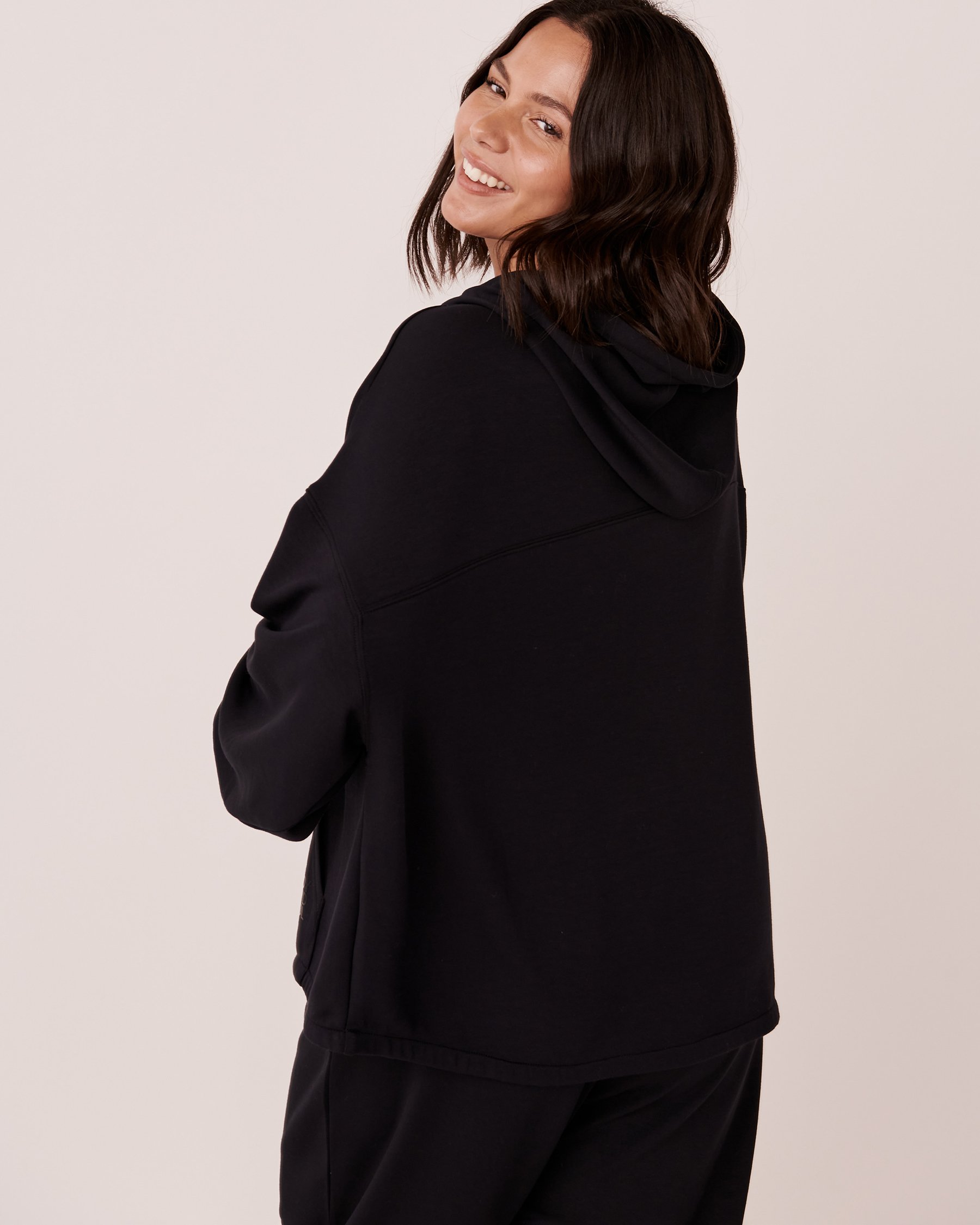 LA VIE EN ROSE Chandail à capuchon poche kangourou Noir 50100059 - View2