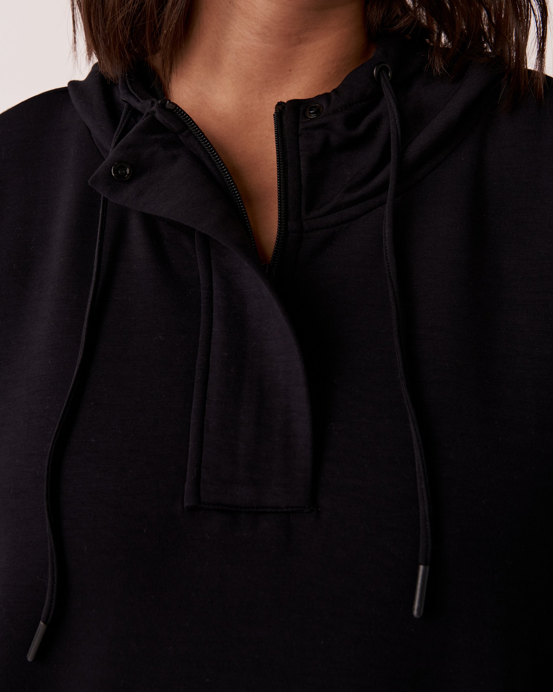 LA VIE EN ROSE Chandail à capuchon poche kangourou Noir 50100059 - View4