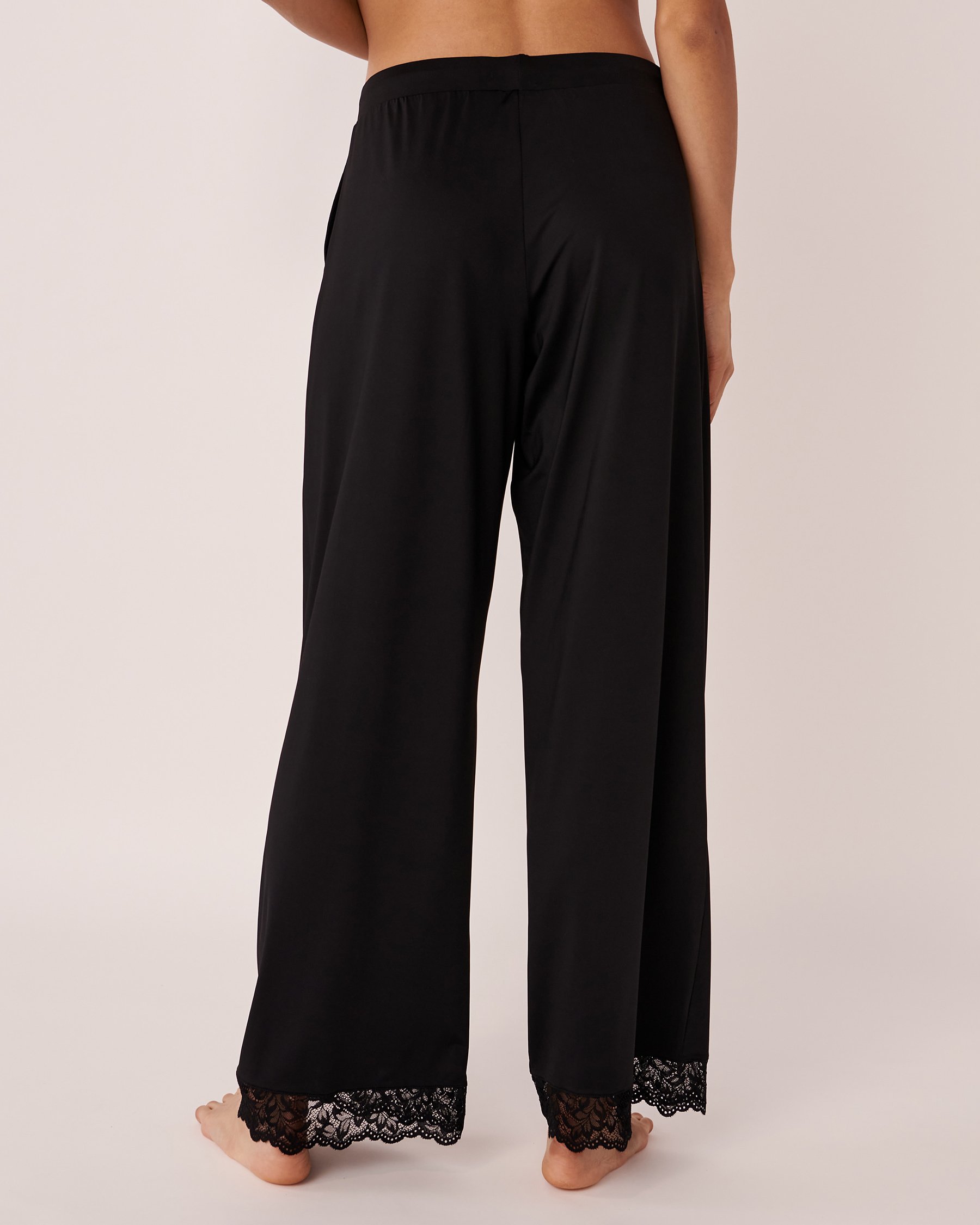 LA VIE EN ROSE Pantalon jambe large bordure de dentelle Noir 60200052 - View2