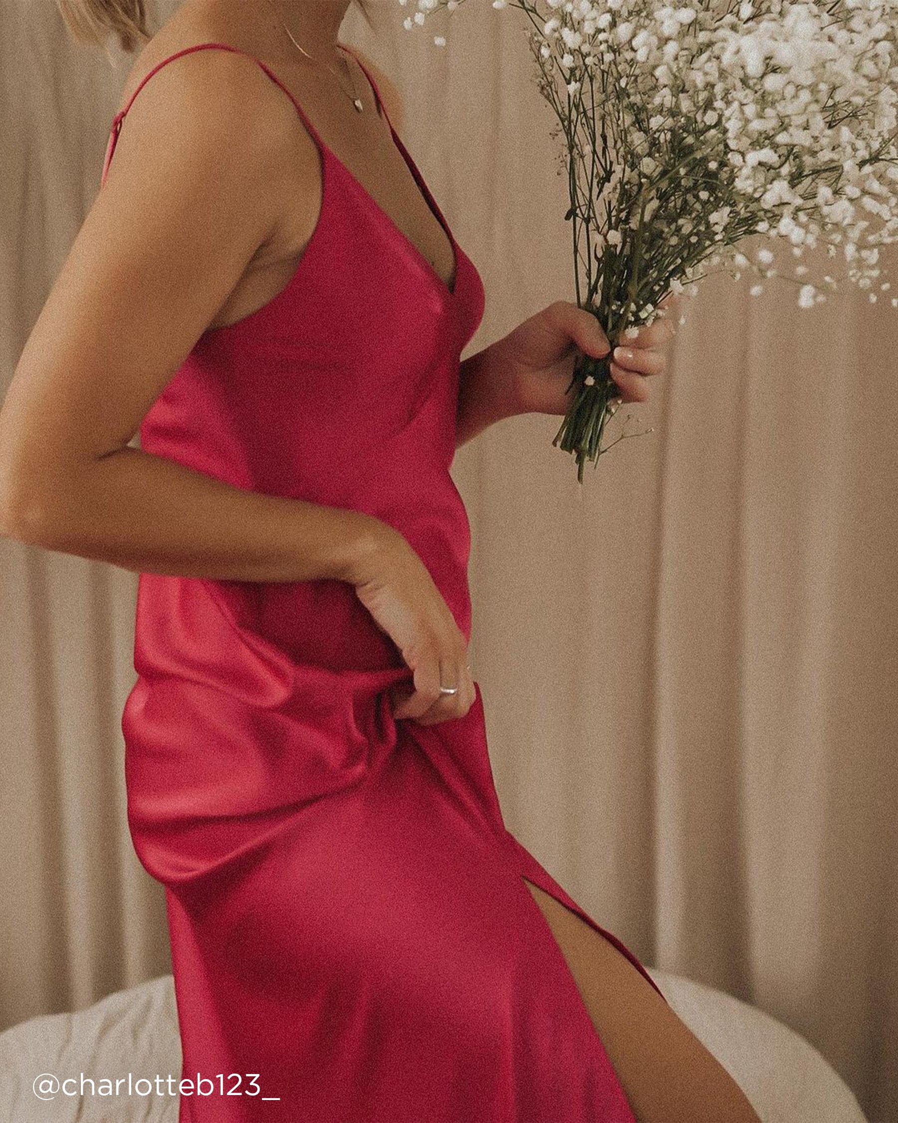 LA VIE EN ROSE Nuisette mi-longue en satin Fuchsia éclatant 60500079 - Voir5