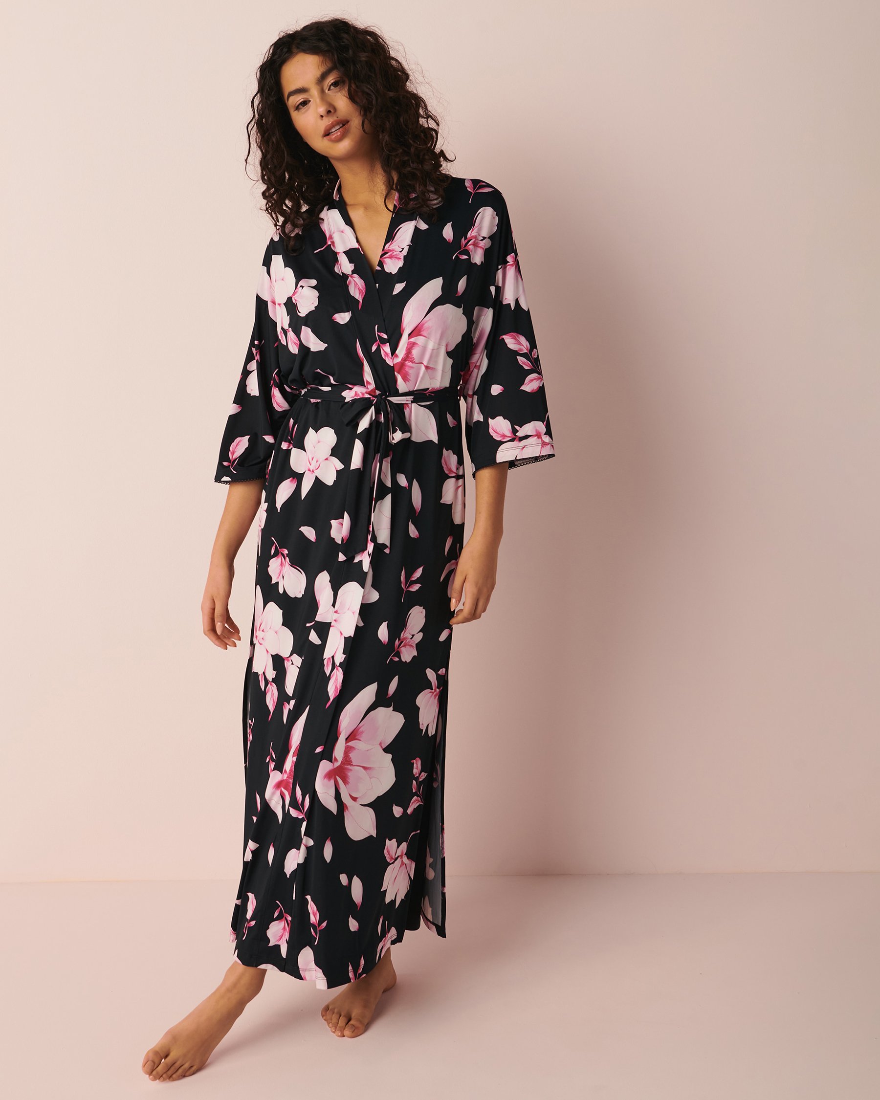 LA VIE EN ROSE Recycled Fibers Floral Maxi-length Kimono Romantic magnolias 60600041 - View2