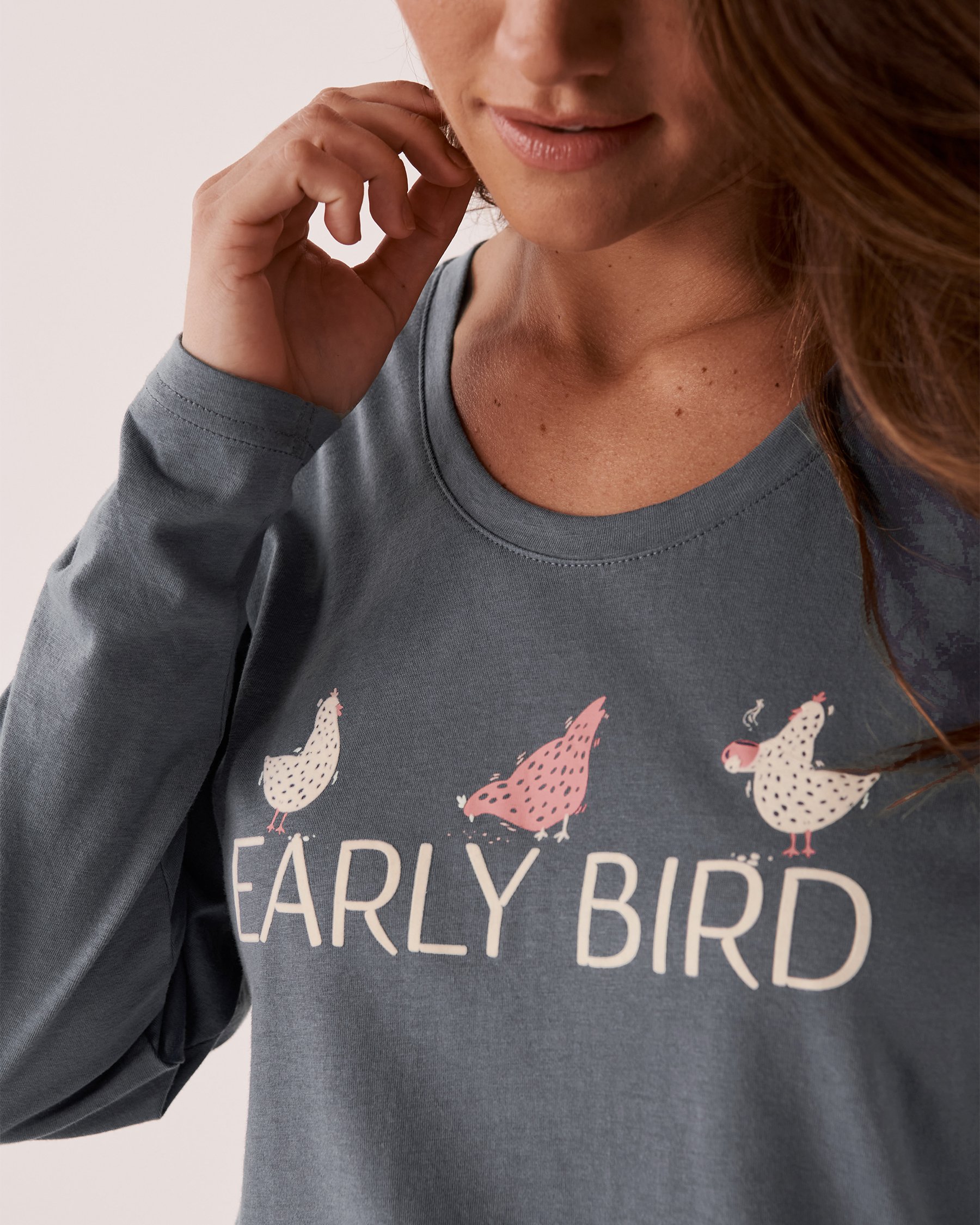 LA VIE EN ROSE Cotton Crew Neck Long Sleeve Shirt Icy blue 40100406 - View5