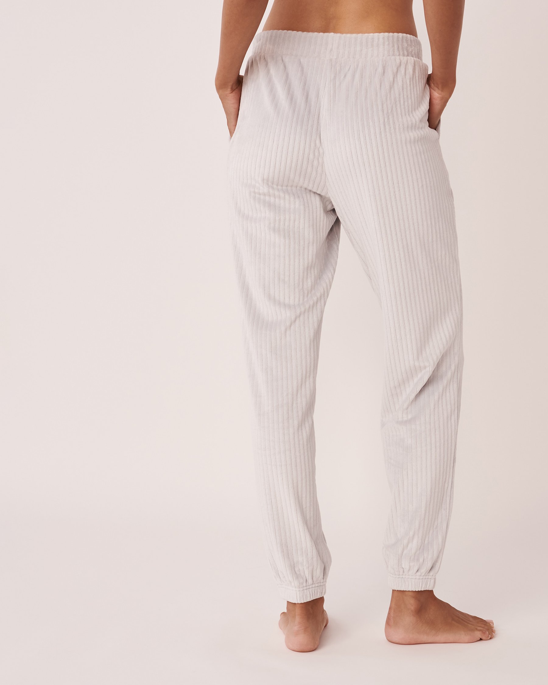 LA VIE EN ROSE Ribbed Velour Jogger Pants Silver grey 40200382 - View2